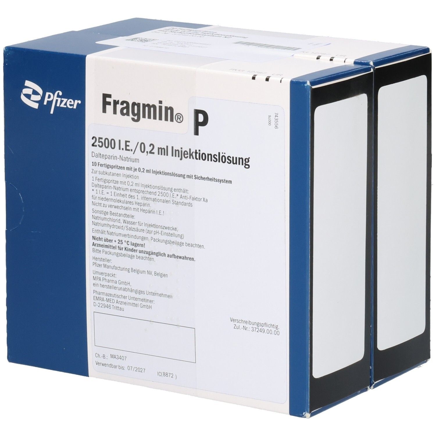 Karton mit FRAGMIN P, 2500 I.E. Injektionslösung. Enthält 10 Fertigspritzen. Pfizer-Logo. Blaue und weiße Verpackung.