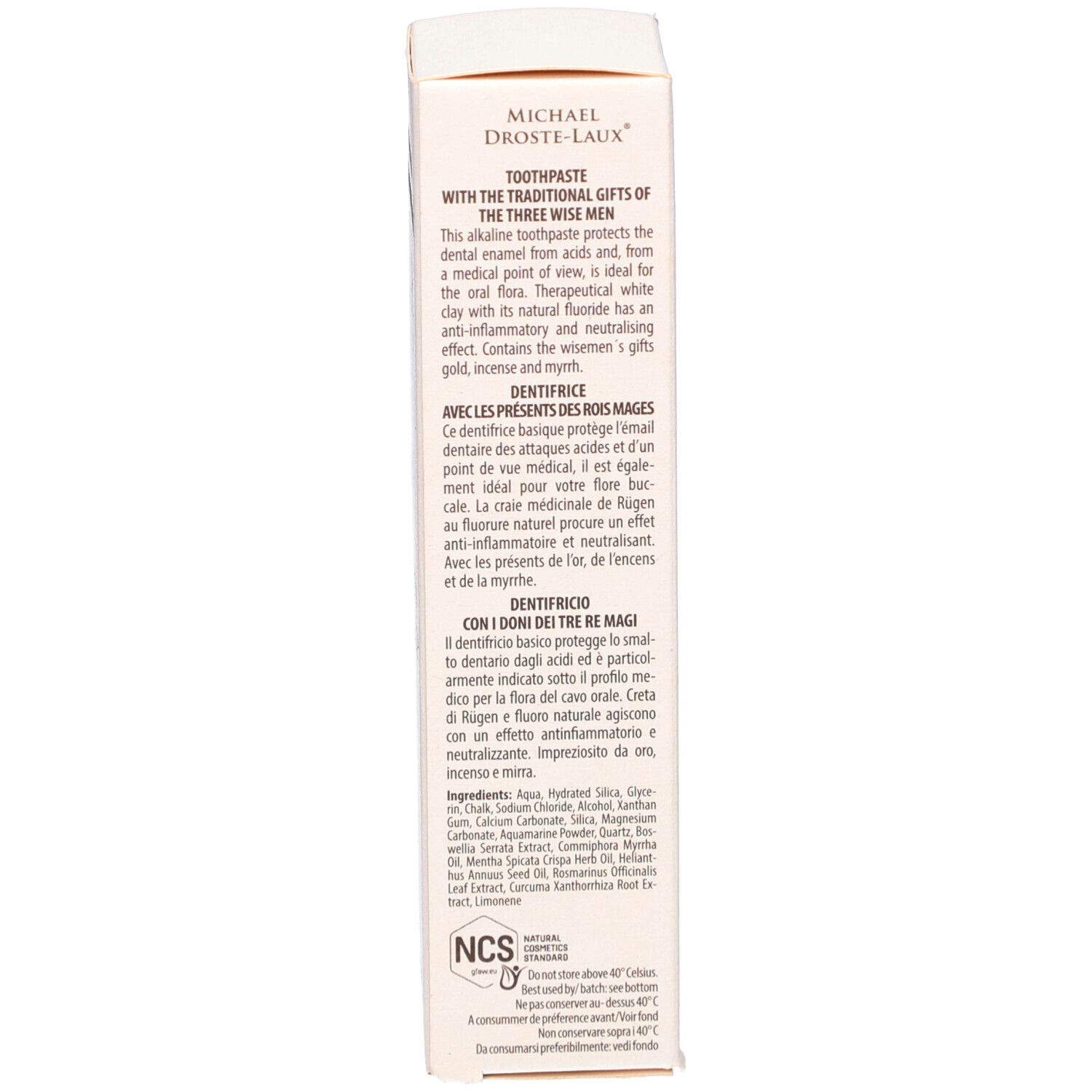 Rückseite der Zahncreme-Schachtel. Text: Dentifrice mit den Gaben der Weisen. Inhaltsstoffe, Herstellerinformationen, Zertifizierungen.