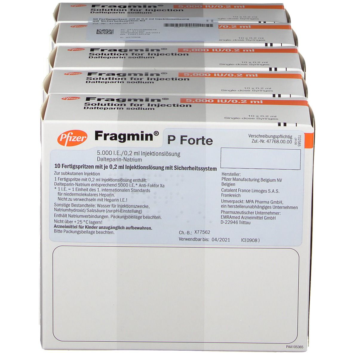Mehrere Schachteln FRAGMIN P Forte. Aufdrucke: Pfizer, 5.000 I.E./0,2 ml Injektionslösung, 10 Fertigspritzen. Weiße Schachteln mit blauen und orangen Akzenten.