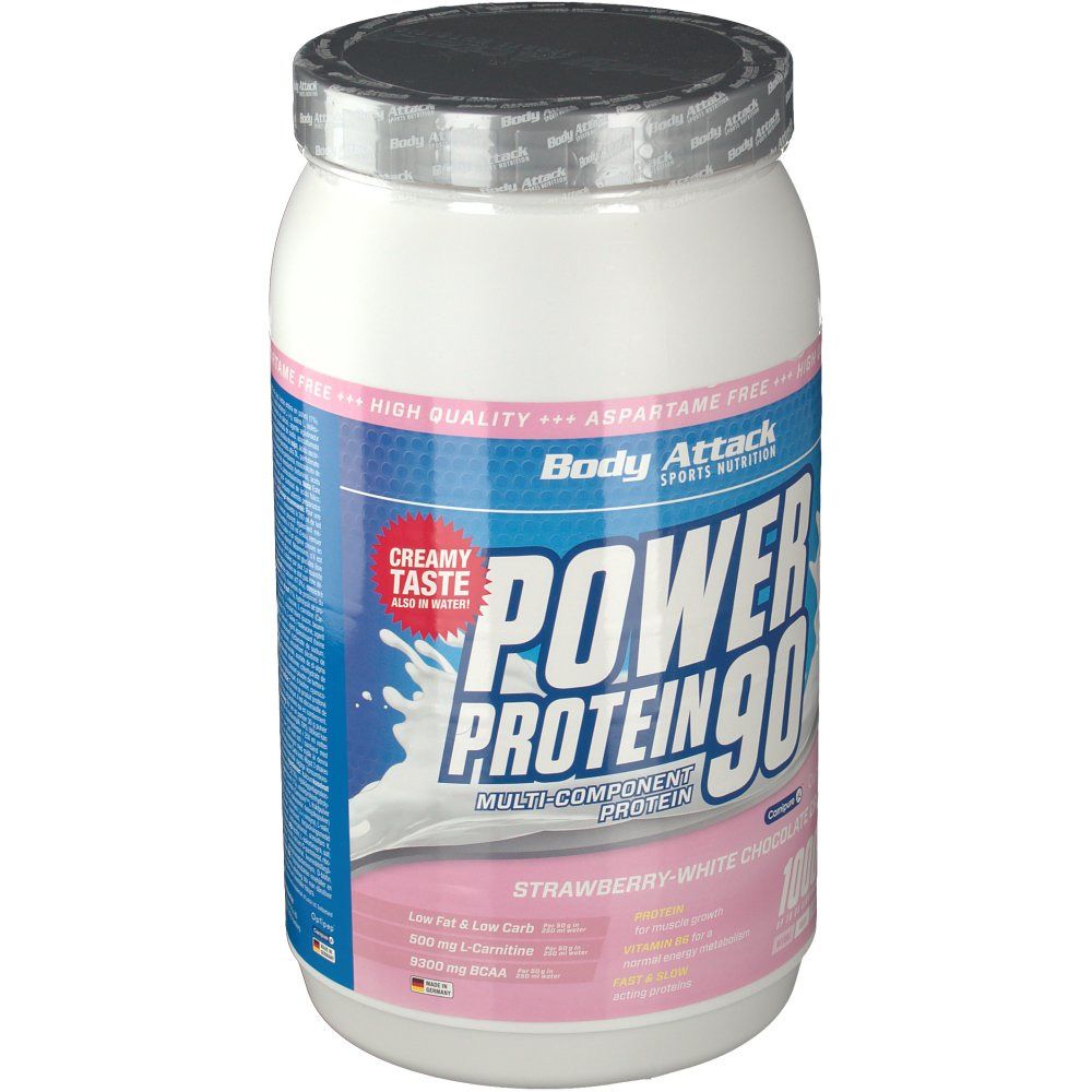 Weißer Behälter mit Body Attack Power Protein 90. Aufschrift: Erdbeer-weiße Schokoladencreme, 1000g. Deckel mit silberner Folie.