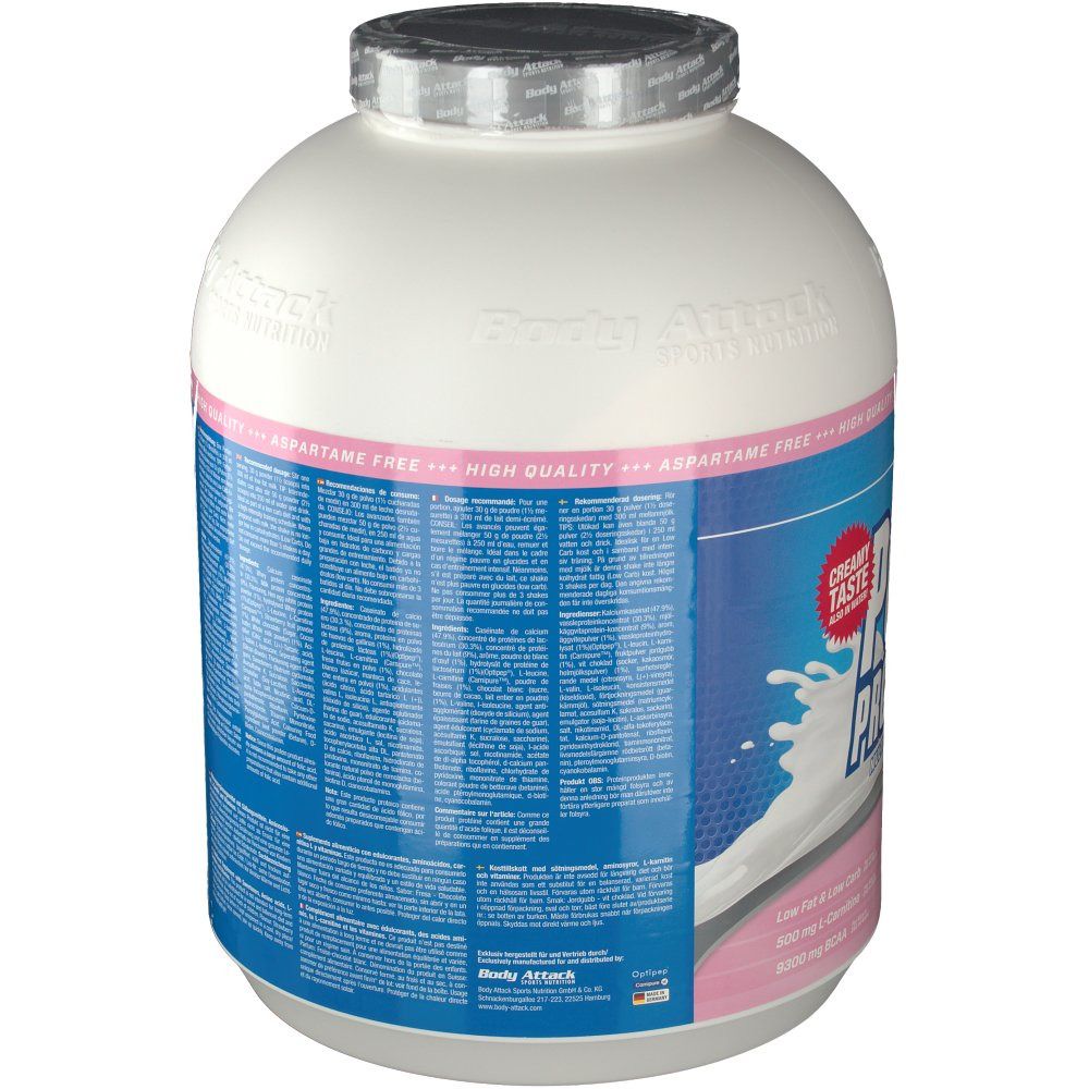 Weißer Behälter mit blauem Etikett. Aufschrift: Power Protein 90, Erdbeer-weiße Schokoladencreme. Nährwertangaben. Silberner Deckel.