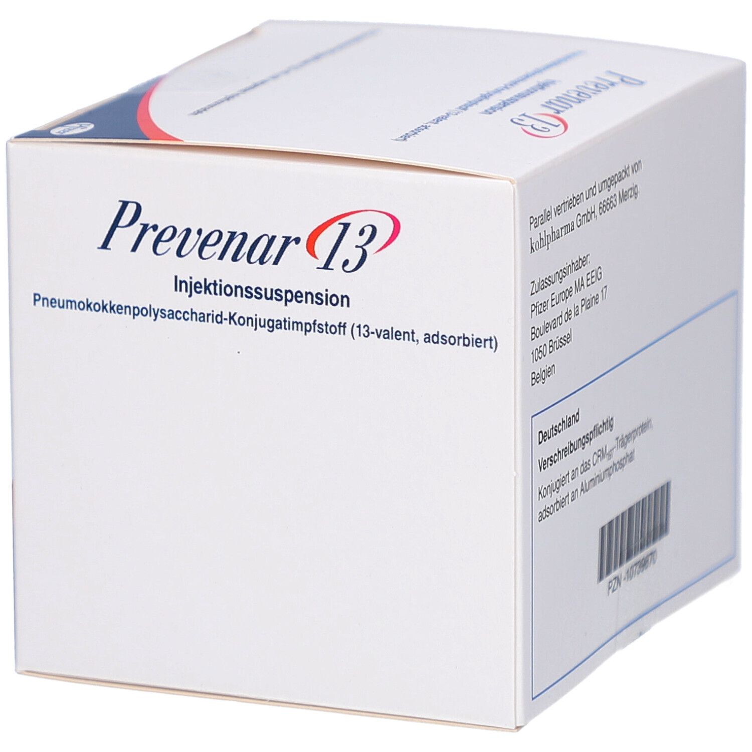 Prevenar 13-Faltschachtel, Ansicht von der Seite. Produktname und Logo deutlich sichtbar. Text in deutscher Sprache.