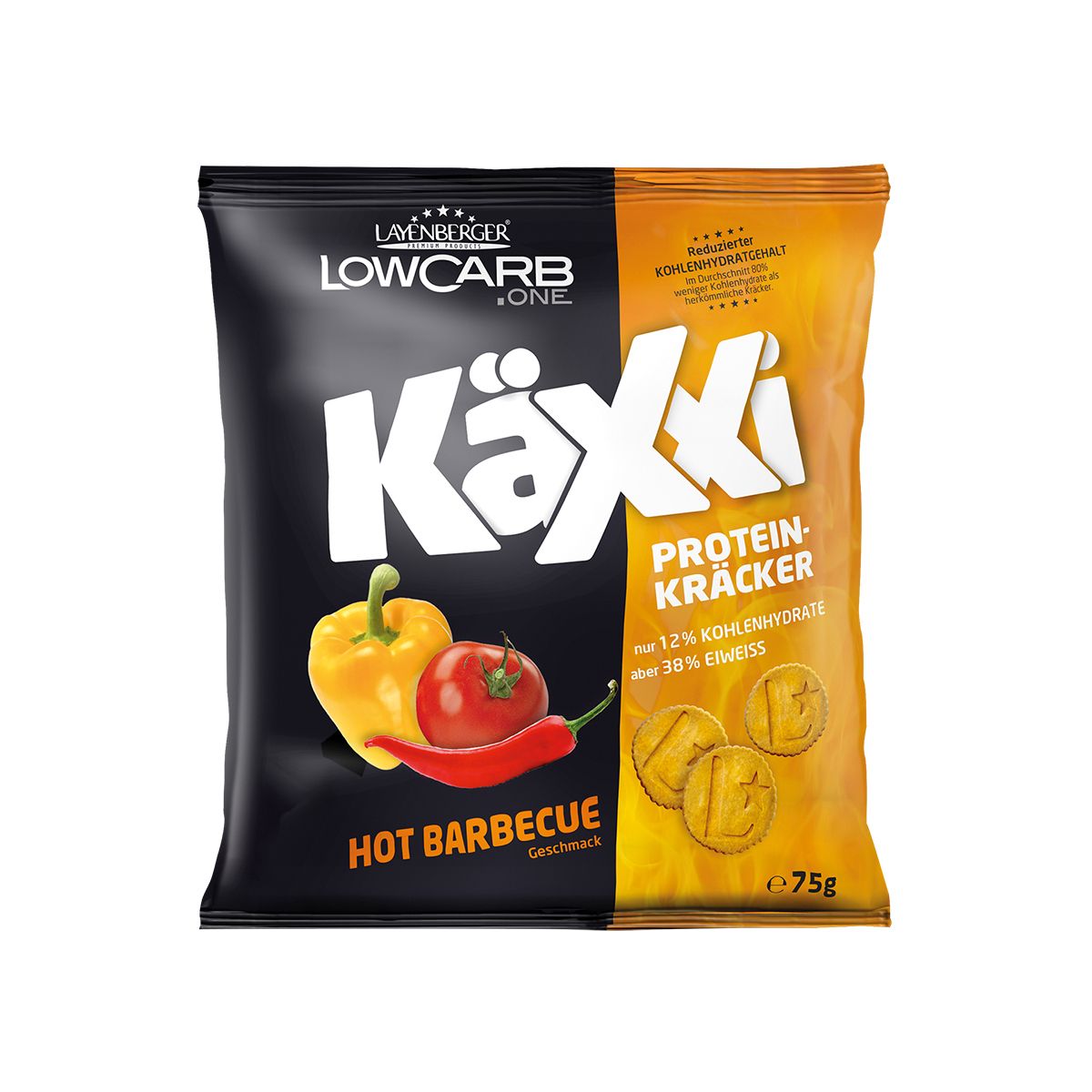 Verpackung von Käxxi Protein Kräcker Hot Barbecue. Schwarze und orangefarbene Tüte mit Produktnamen und Gemüseabbildung.
