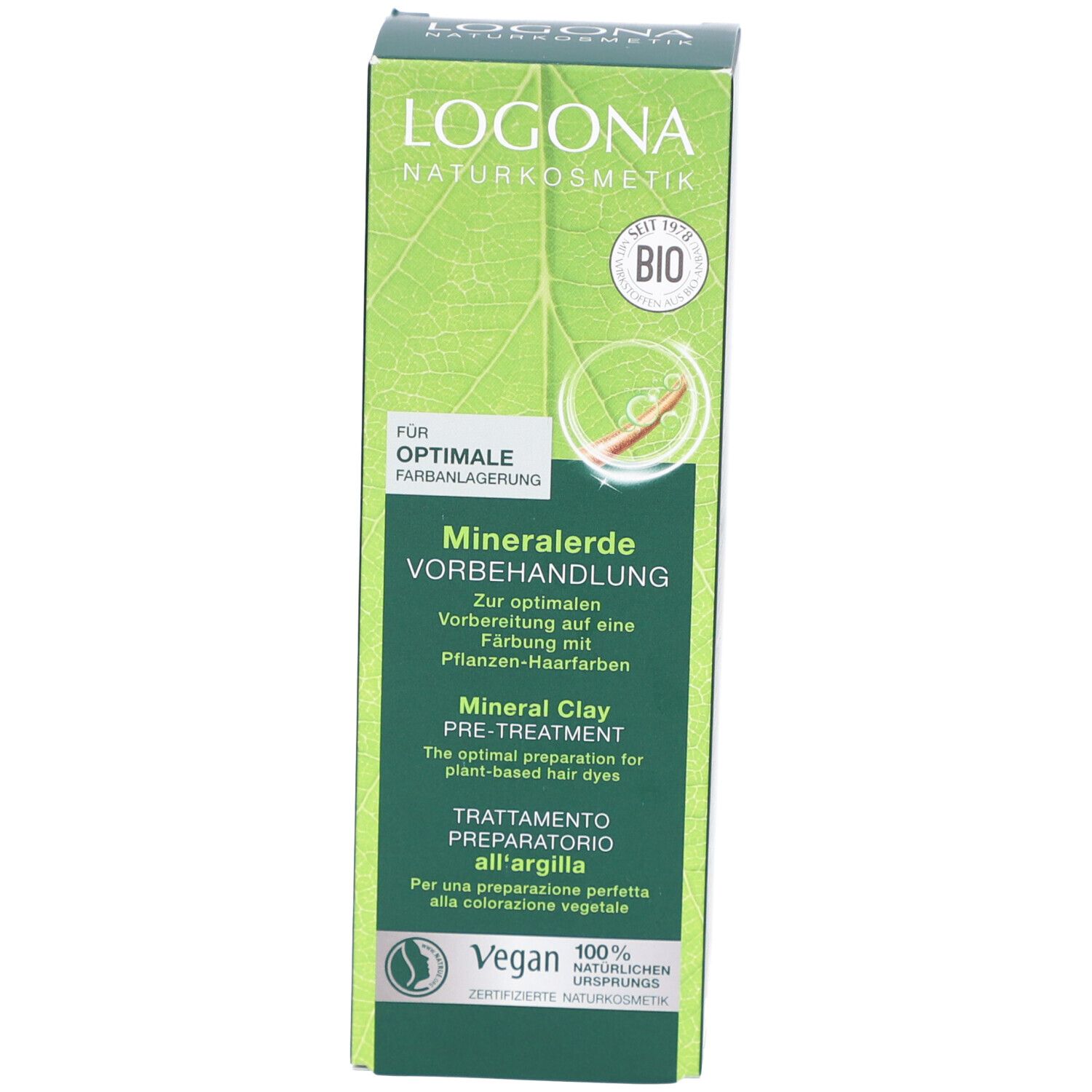Produktverpackung. Grün, Logo, Bio-Siegel. Text: Mineralerde Vorbehandlung. Vegan-Siegel. Zertifizierte Naturkosmetik.