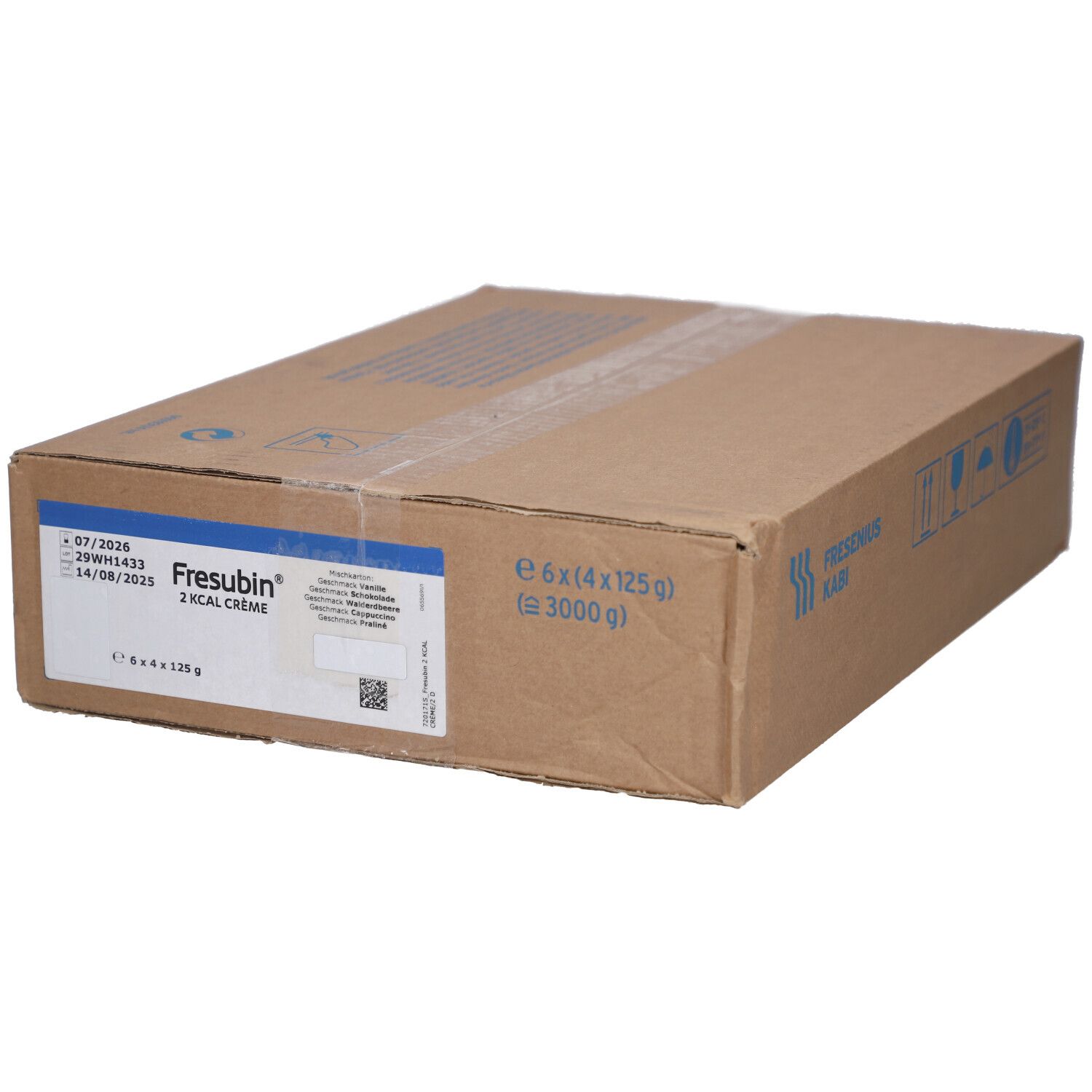 Karton mit Fresubin 2 kcal Crème. Aufdruck mit Haltbarkeitsdatum und Gewicht. Brauner Karton.