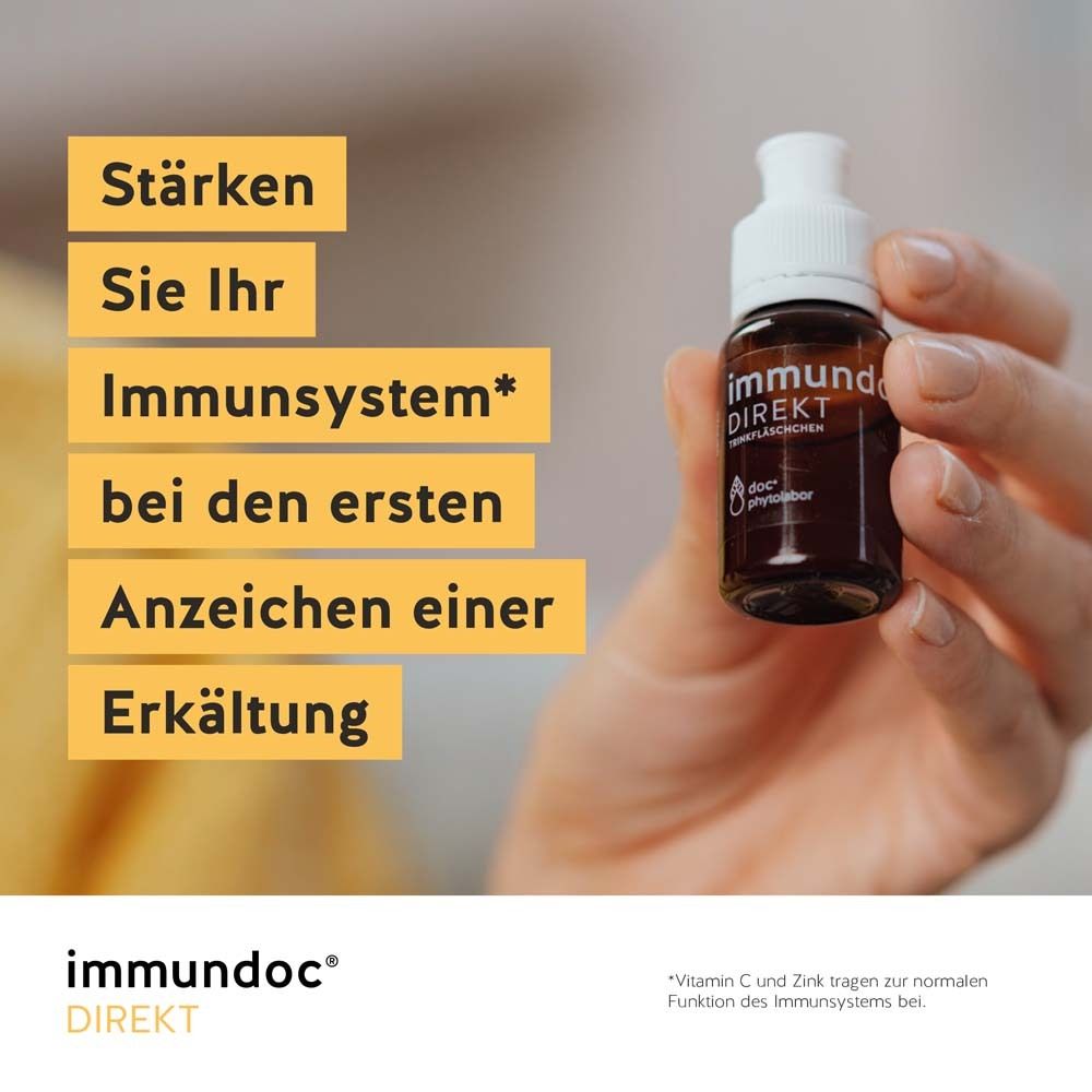 Hand hält Fläschchen von immundoc® DIREKT. Braune Flasche. Text über Erkältung und Immunsystem.