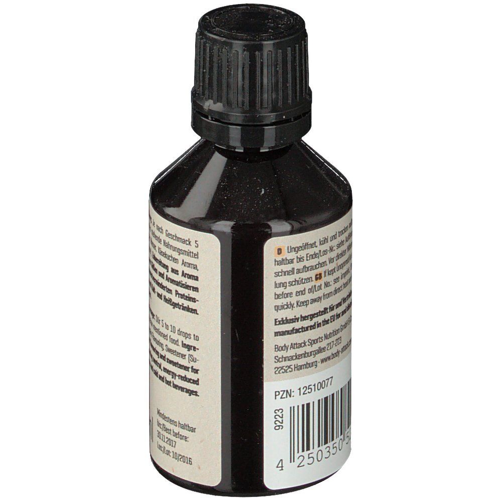 Rückseite der Flasche. Text mit Herstellerinformationen und Mindesthaltbarkeitsdatum. Aufschrift: Flav Drops Cheesecake Flavour. 50 ml.