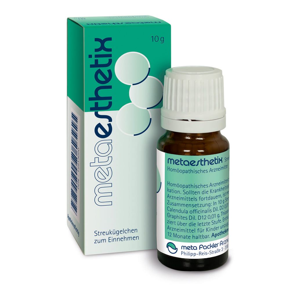 Braune Glasflasche mit Streukügelchen und weißem Deckel, daneben eine grüne Schachtel mit Produktnamen und Logo.