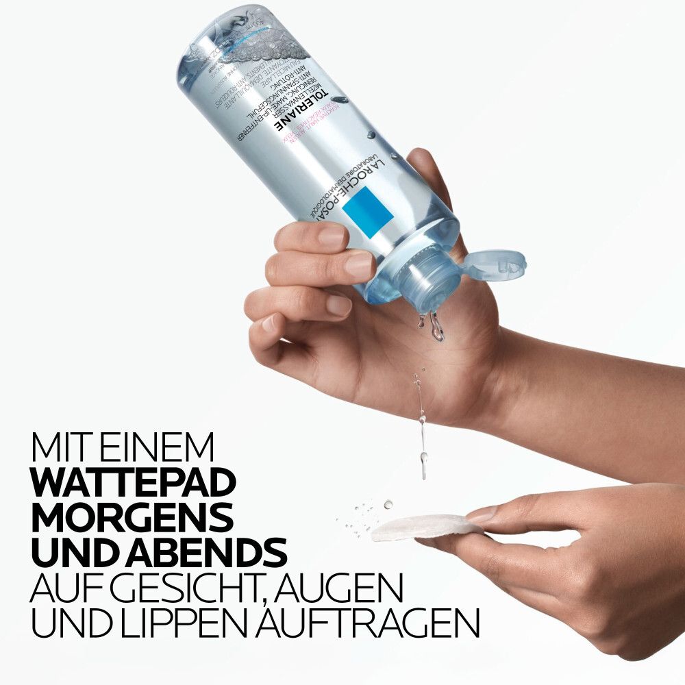 Hände halten Flasche und Wattepad. Text: Morgens und abends auf Gesicht, Augen und Lippen auftragen.
