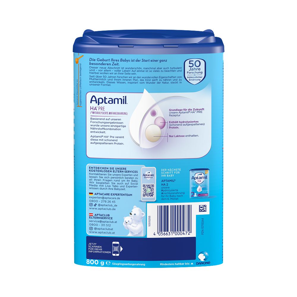 Rückseite der Aptamil HA Pre Dose. Informationen zur Marke und Kontakt. 800g. Aufschrift: HA, Pre, hydrolysierte Anfangsnahrung.