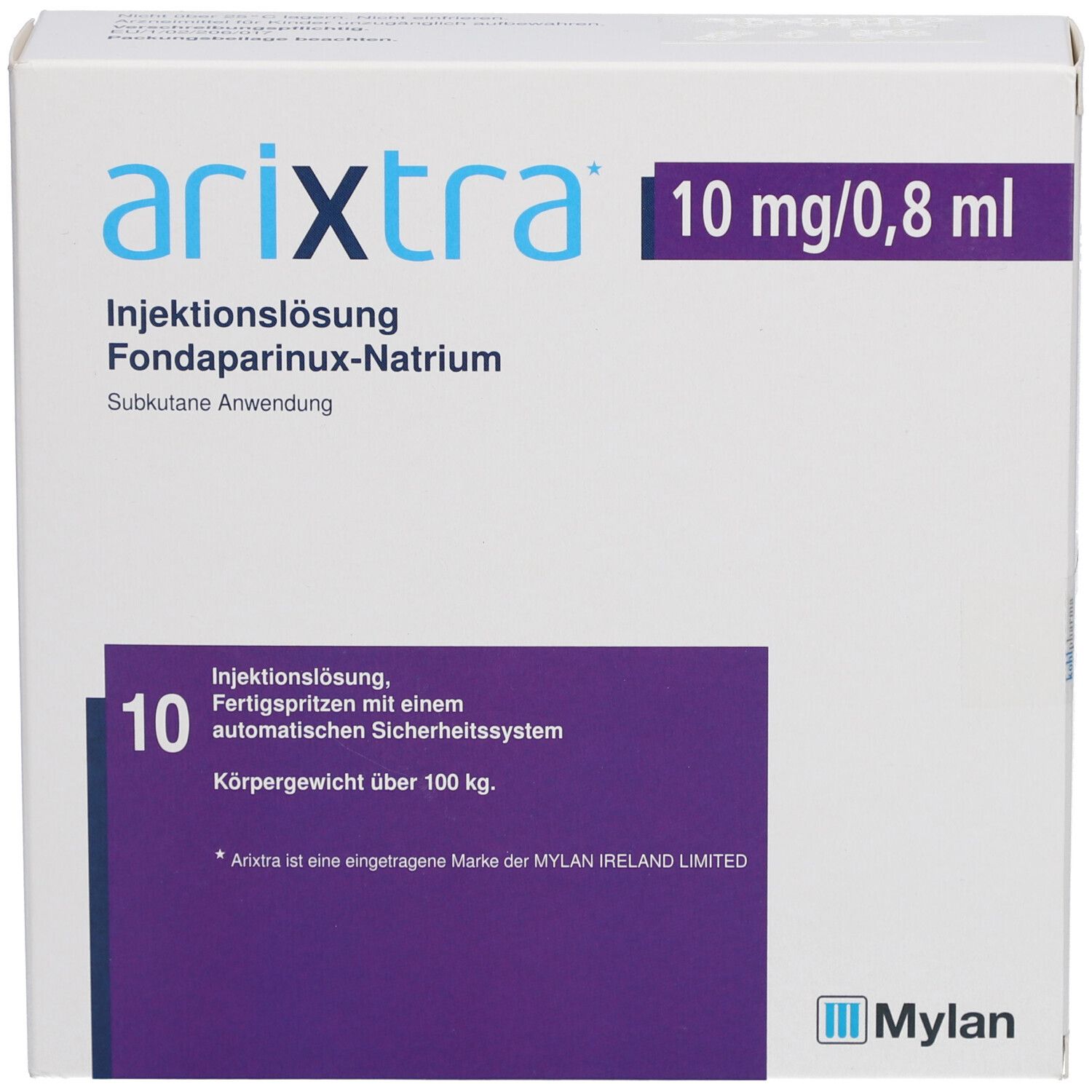 Arixtra-Verpackung. Weißer Karton mit blauer und violetter Schrift. Enthält 10 Injektionslösungen. Aufschrift: 10 mg/0,8 ml.