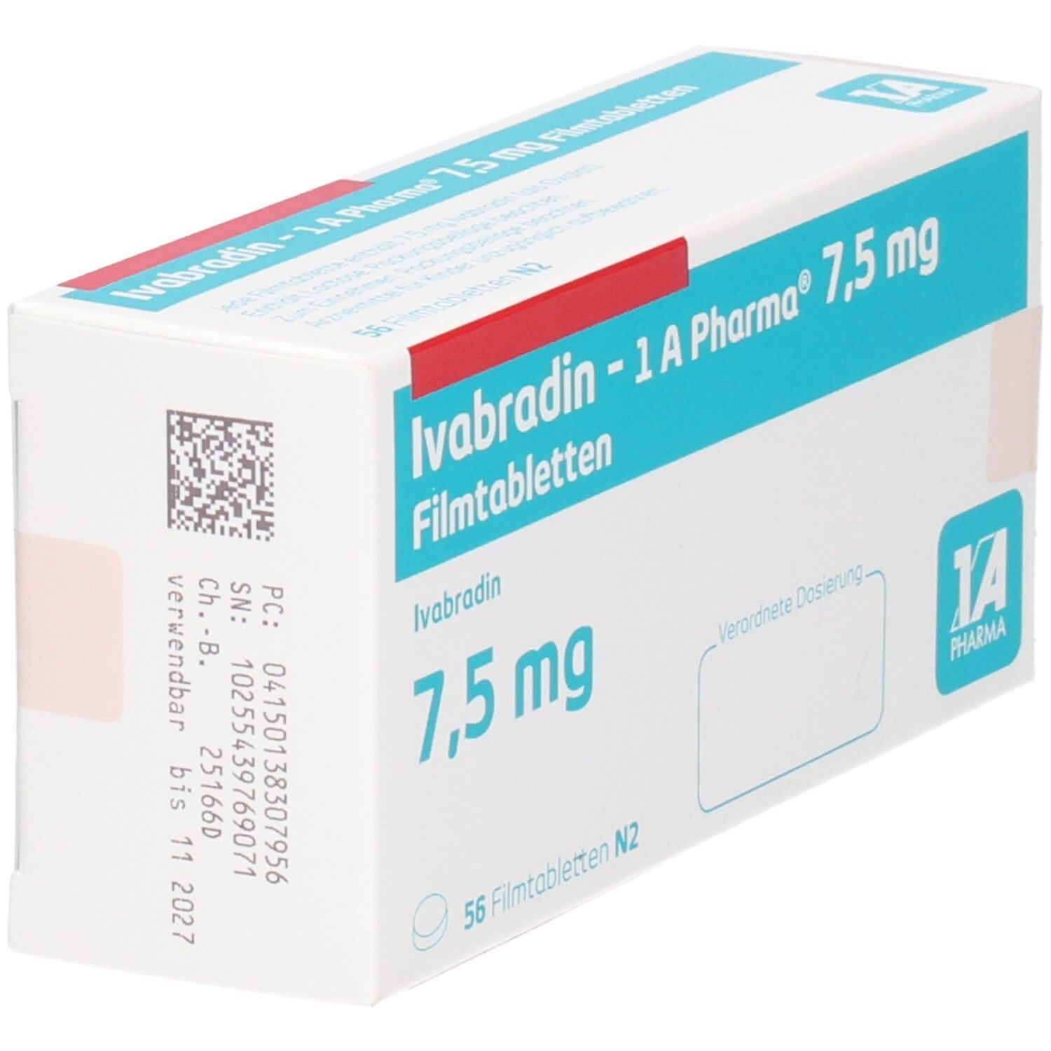 Schrägansicht der Packung Ivabradin - 1 A Pharma 7,5 mg Filmtabletten. Aufschrift: 7,5 mg, 56 Filmtabletten N2. Mit Barcode und Verfallsdatum.