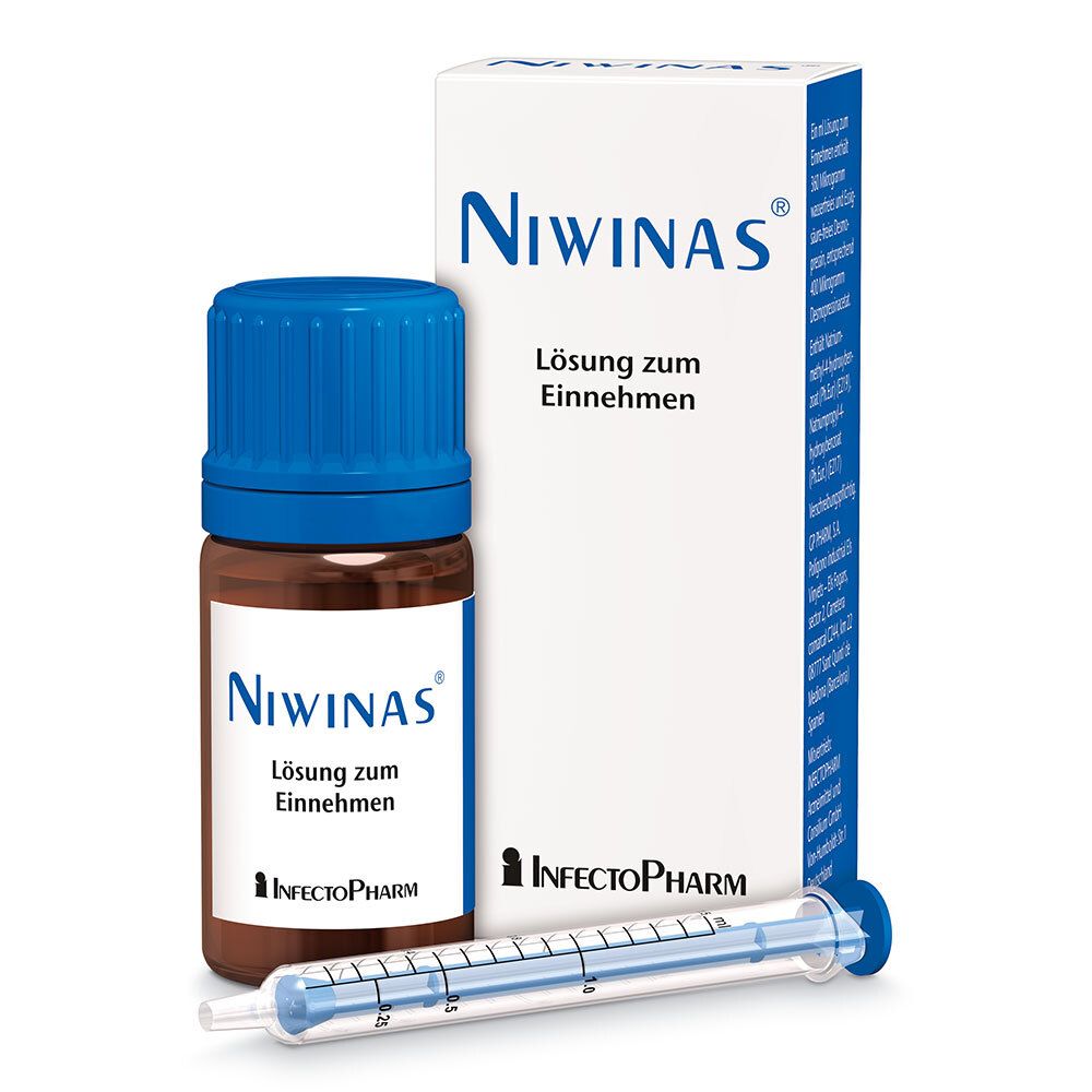 Braune Glasflasche und weiße Schachtel mit Niwinas®. Inkl. Spritze. Aufschrift: Lösung zum Einnehmen. Marke: InfectoPharm.