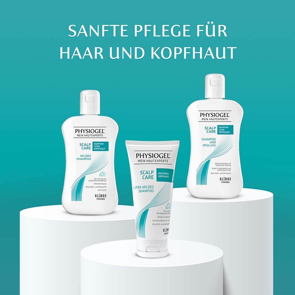 Drei Produkte PHYSIOGEL® Scalp Care. Zwei Flaschen und eine Tube. Text: SANFTE PFLEGE FÜR HAAR UND KOPFHAUT.