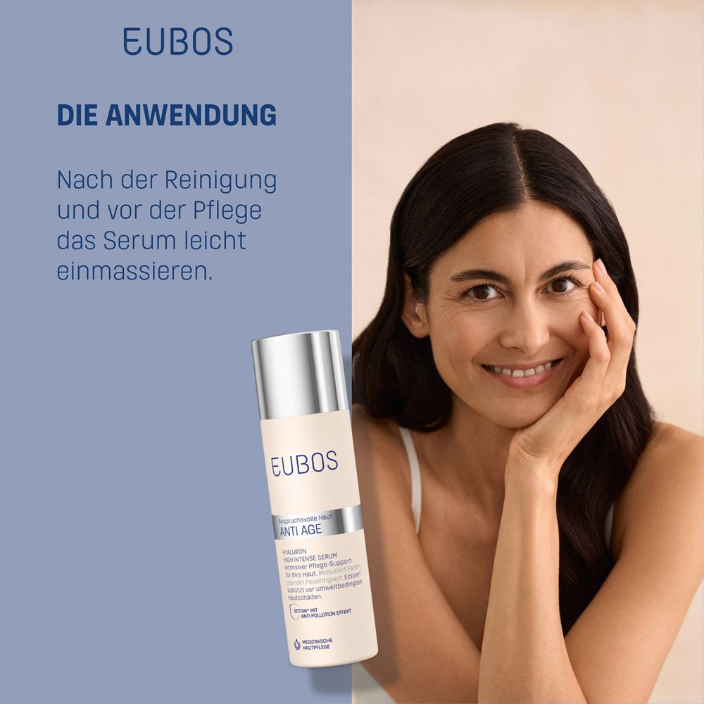 Frau trägt Serum auf. Text: Nach der Reinigung das Serum leicht einmassieren.