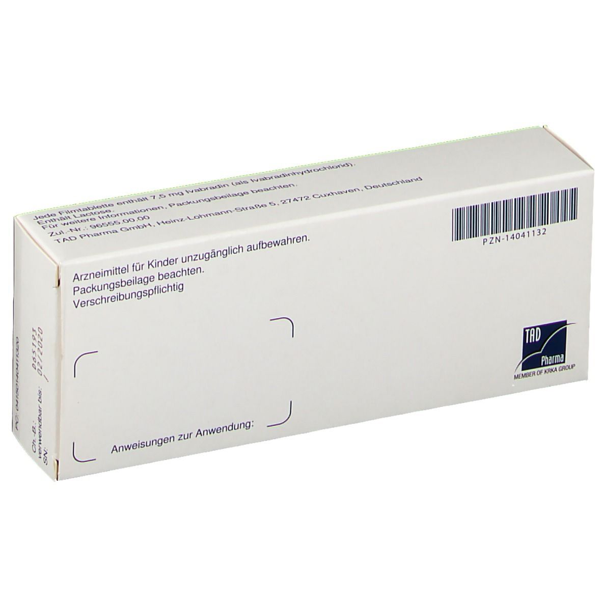 Rückseite der Schachtel mit Informationen. Barcode und Text. Herstellerinformationen. Weißer Hintergrund.