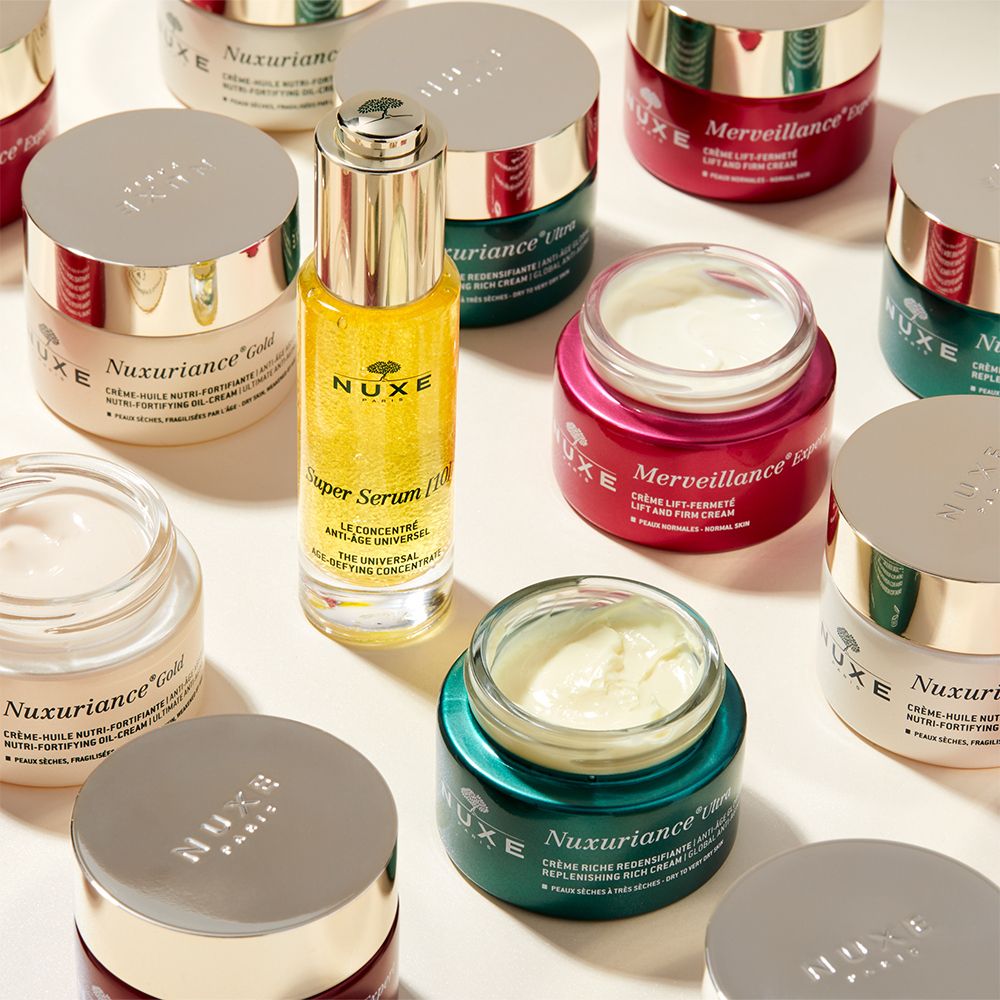 NUXE Creme Prodigieuse® Boost feuchtigkeitsspendendes Anti-Aging Serum bei ersten Fältchen mit Hyaluronsäure und Vitamin C