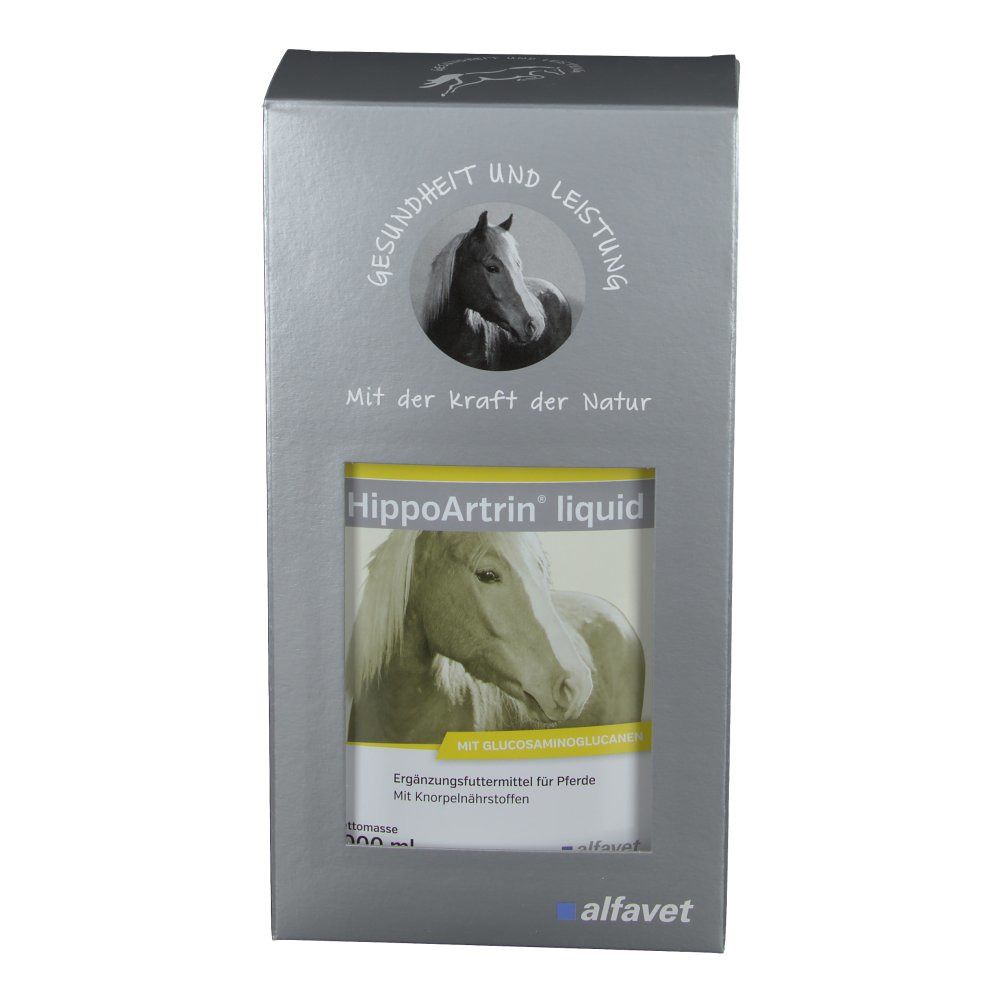 Silberne Verpackung mit Produktbezeichnung HippoArtrin liquid und Pferdeabbildung. Text: Gesundheit und Leistung, Mit der Kraft der Natur. Marke: alfavet.