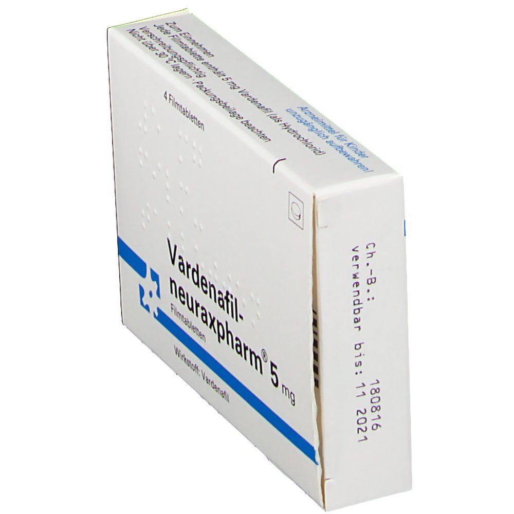 Schachtel Vardenafil-neuraxpharm 5 mg. Seitenansicht. Haltbarkeit bis 11 2021. Wirkstoff: Vardenafil. Weiße Schachtel mit blauen Akzenten.
