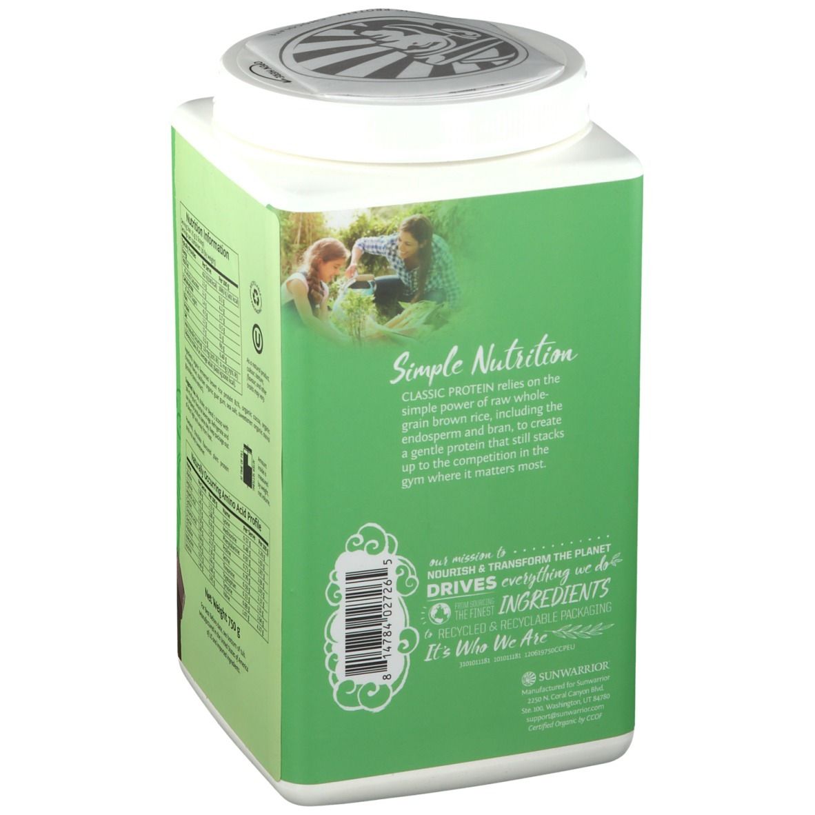 Rückseite des grünen Behälters SUNWARRIOR Protein Classic Schokolade. Text über Simple Nutrition. Barcode und Logo.