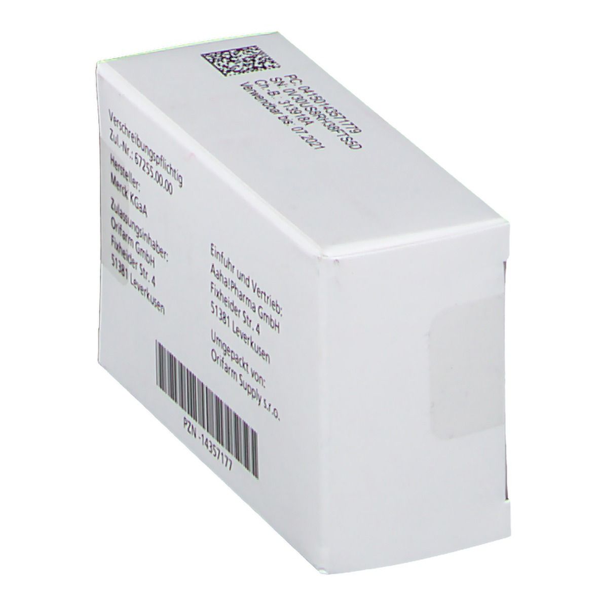 Schräg gestellte Rückseite der Tablettenbox. Text: Hersteller, Zul.-Nr., Chargennummer, Verfallsdatum, Barcode.