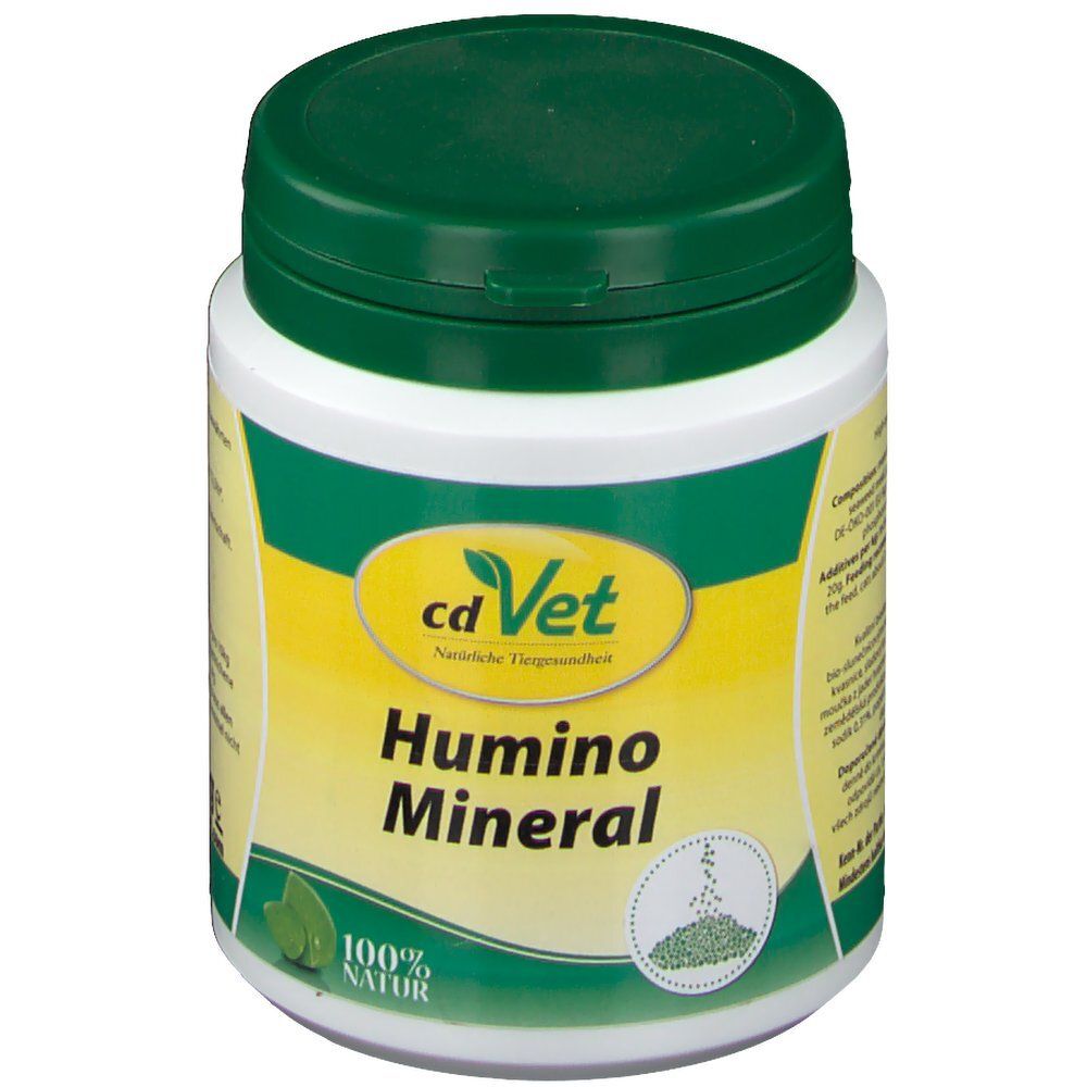 Weißes Behältnis mit grünem Deckel. Aufschrift: cd Vet Humino Mineral. Logo mit Blatt. 100% Natur.