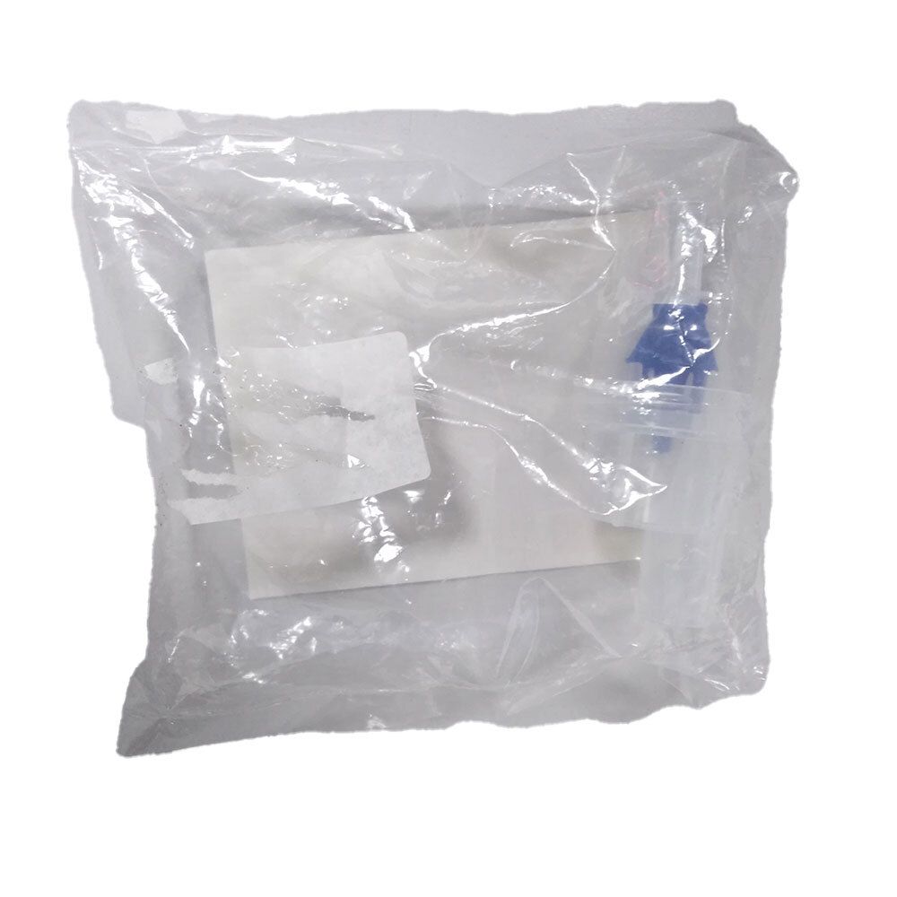 Verneblereinheit in transparenter Verpackung. Enthält Vernebler, Mundstück und Zubehör. Für Inhalator.