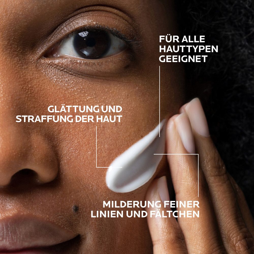 Visage avec crème. Texte : Convient à tous les types de peau. Lissage et raffermissement de la peau. Atténuation des ridules et des rides.