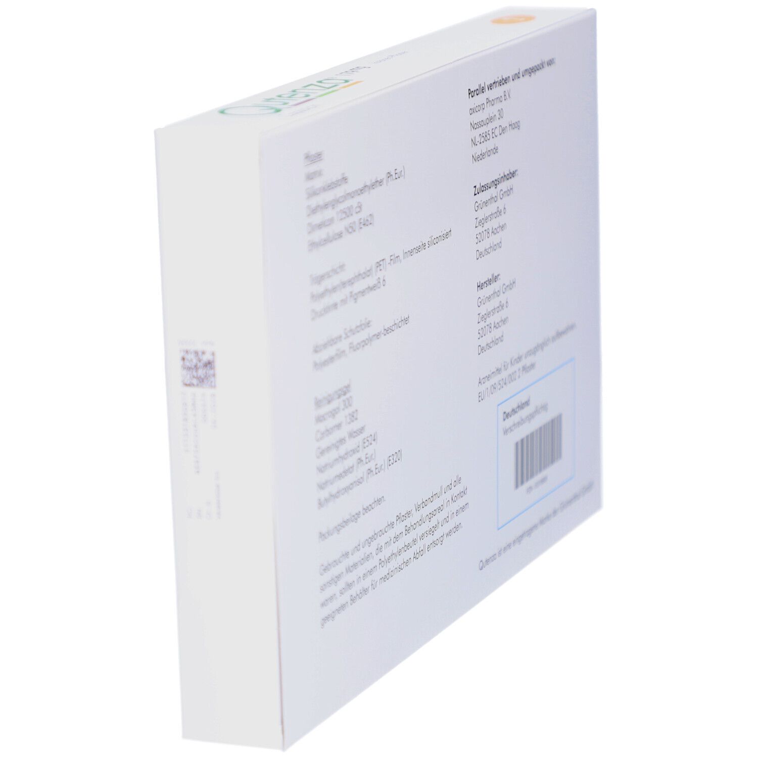 Schräg gestellte Rückseite der Qutenza 179 mg Verpackung. Informationen zu Inhaltsstoffen, Hersteller, und Chargennummer. Barcode sichtbar.