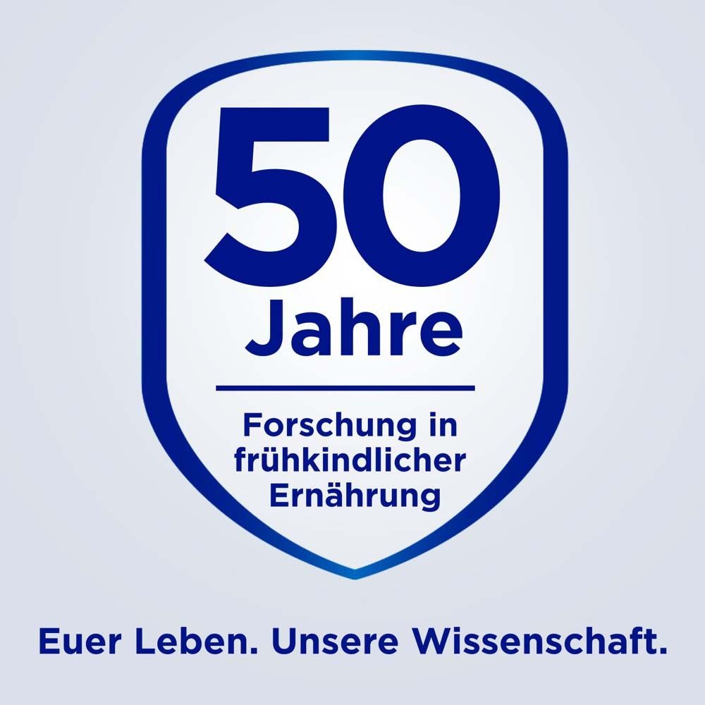 Logo: 50 Jahre Forschung in frühkindlicher Ernährung. Text: Euer Leben. Unsere Wissenschaft.