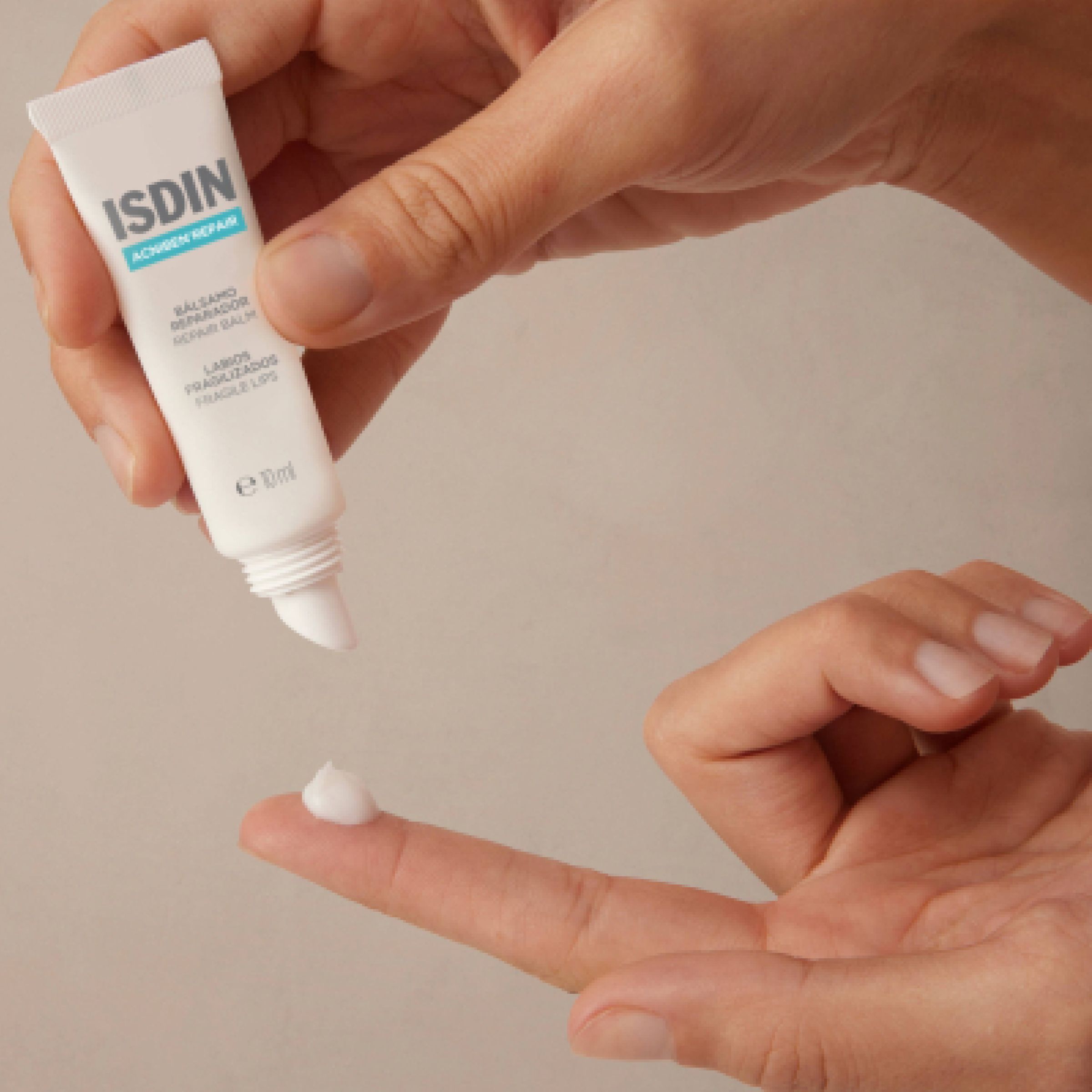 ISDIN Acniben Repair Lippenbalsam gegen spröde und rissige Lippen