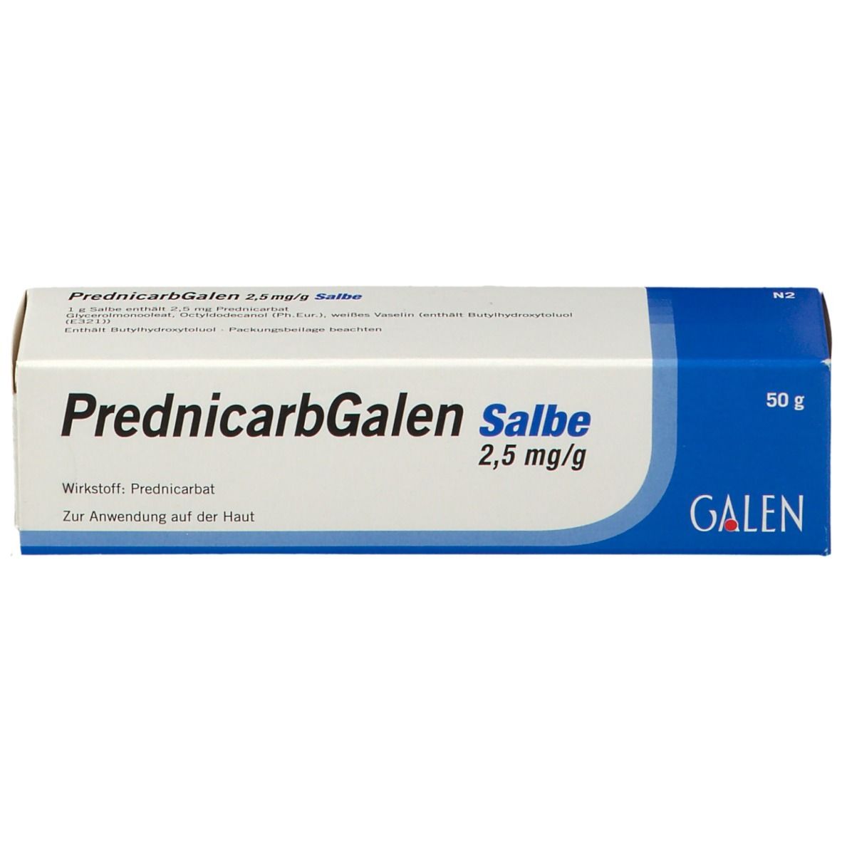 Schachtel PrednicarbGalen Salbe 2,5 mg/g. Weiß, blau. Text: PrednicarbGalen Salbe, 2,5 mg/g, GALEN. 50 g.