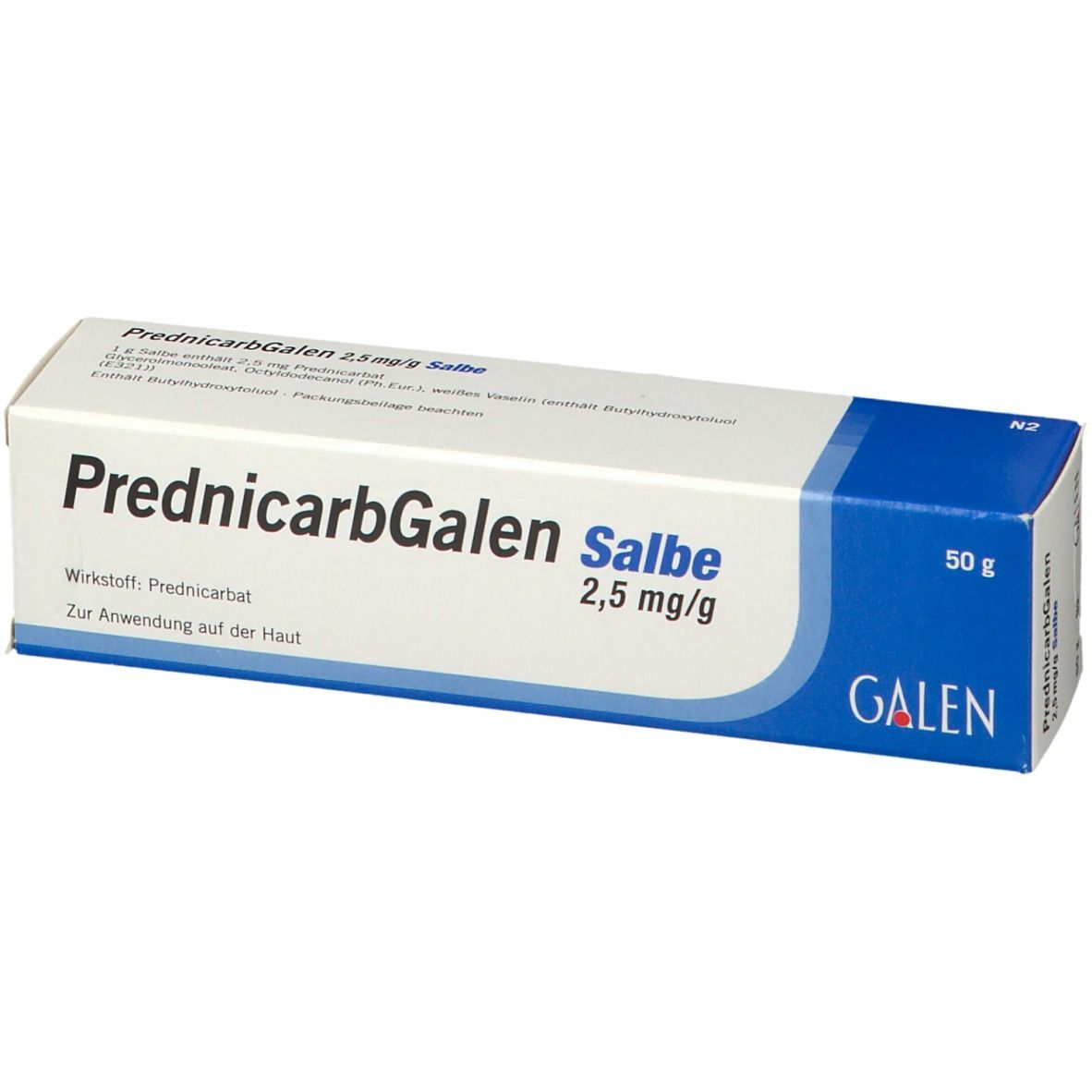 Schachtel PrednicarbGalen Salbe 2,5 mg/g. Weiß, blau. Text: PrednicarbGalen Salbe, 2,5 mg/g, GALEN. 50 g.
