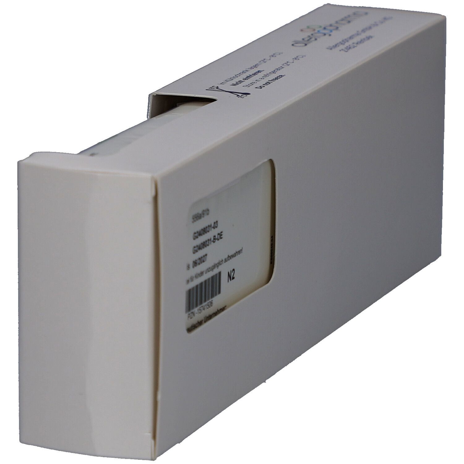 Geöffnete weiße Verpackung. Produktinformationen sichtbar. N2-Kennzeichnung. Chargennummer und Verfallsdatum.