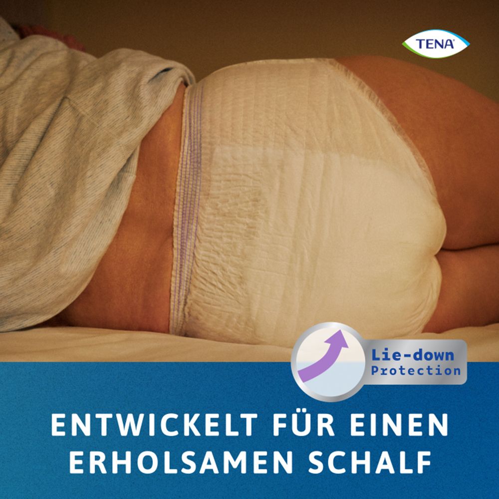 Person liegt auf dem Bauch und trägt eine TENA Pants. Der Fokus liegt auf dem Produkt. Text: Lie-down Protection.