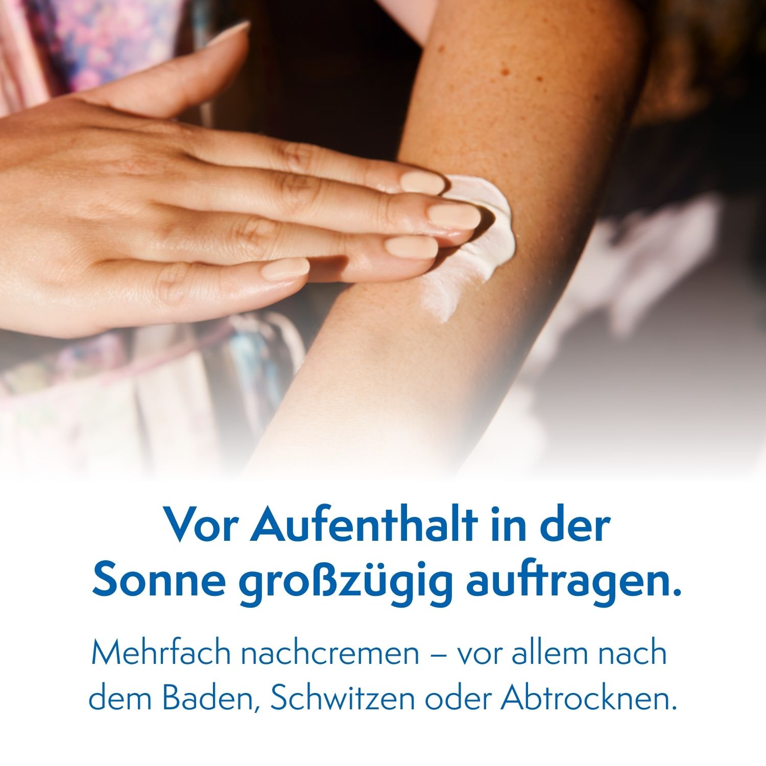 Ladival® Empfindliche Haut plus pflegendes Sonnenschutz Spray LSF 30 mit Hyaluronsäure & Photolyase