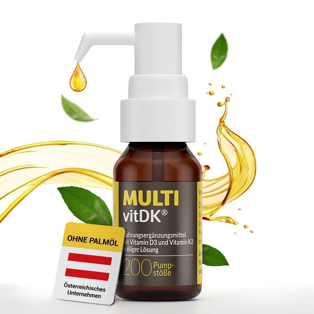Braune Flasche mit weißem Sprühkopf. Gelbe Flüssigkeit tropft. Ohne Palmöl-Siegel. MULTIvitDK®.