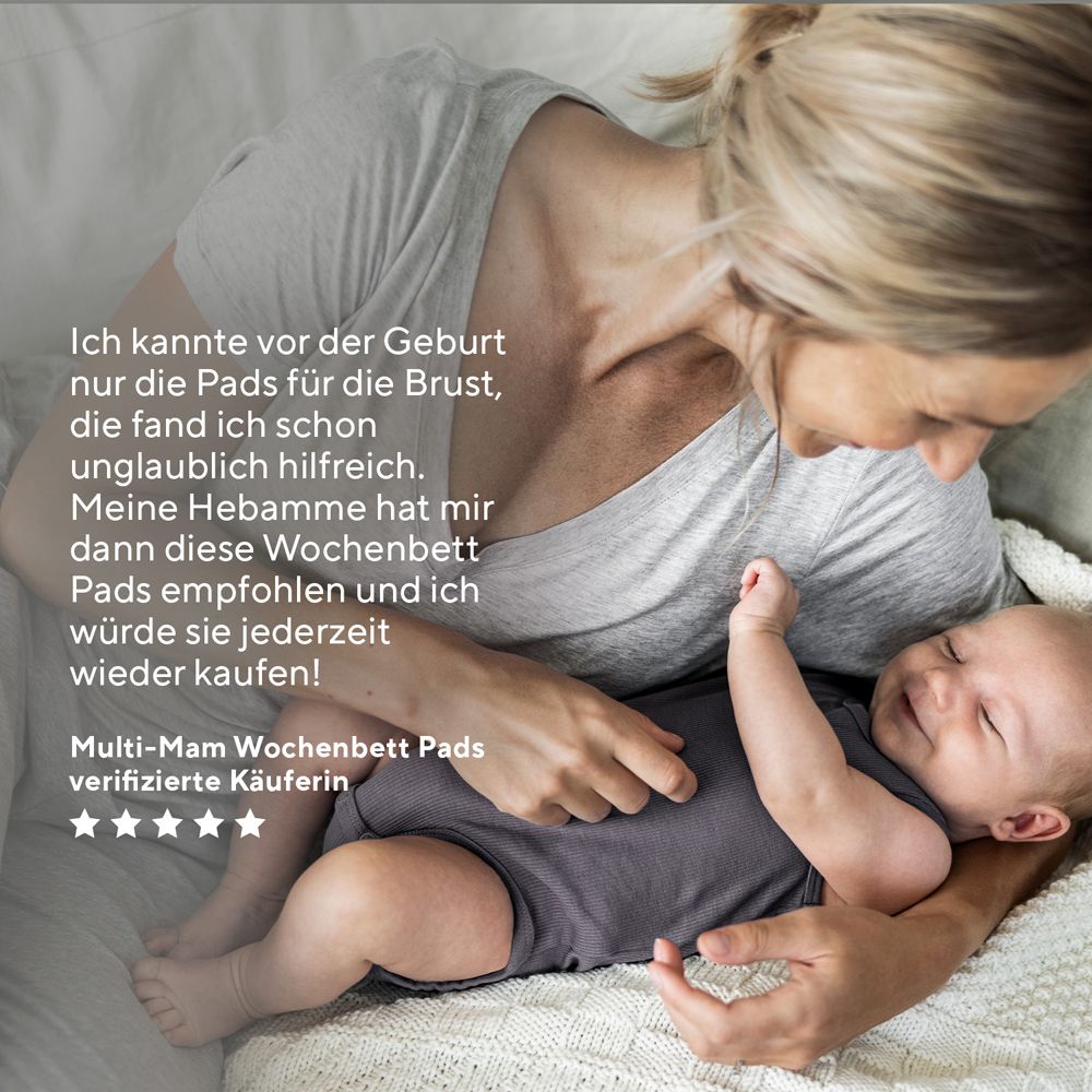 Frau mit Baby, empfiehlt Wochenbett Pads.