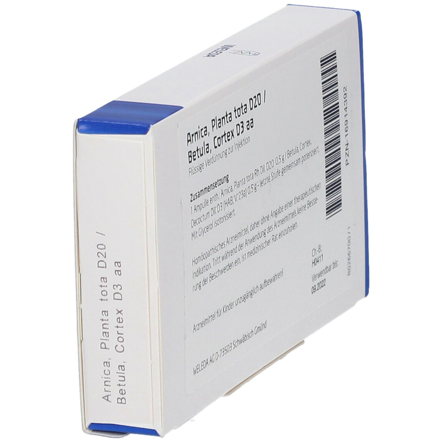 Schräg stehende Produktverpackung. Aufschrift: Arnica, Planta tota D20 / Betula, Cortex D3 aa. Marke WELEDA.