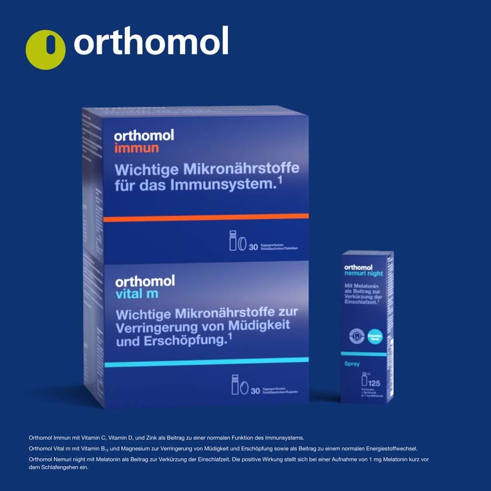 Drei Produktverpackungen: Orthomol Immun, vital m und nemuri night Spray. Alle auf blauem Hintergrund.