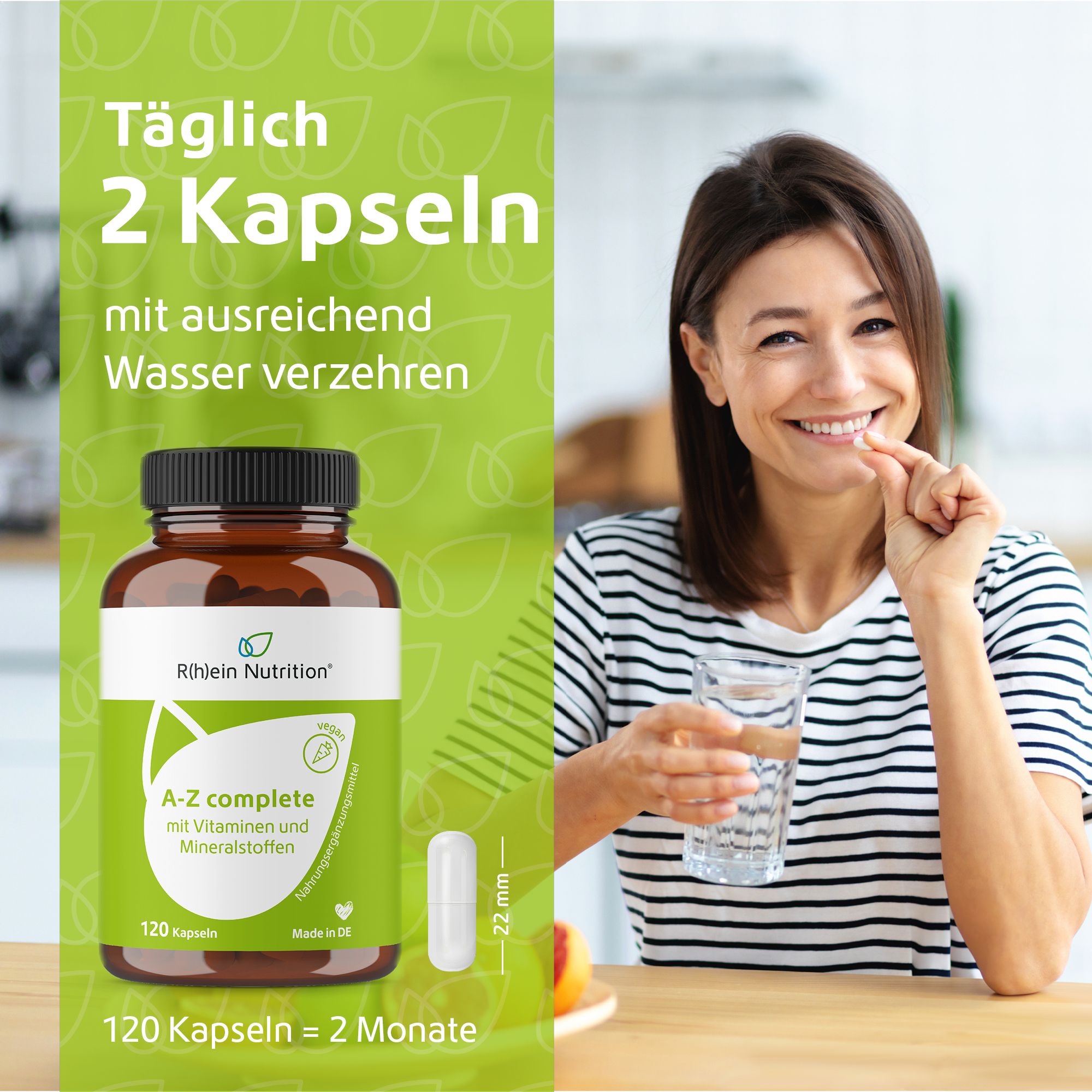 Frau nimmt Kapsel mit Wasser. A-Z complete Flasche und Kapsel daneben. Text: Täglich 2 Kapseln.