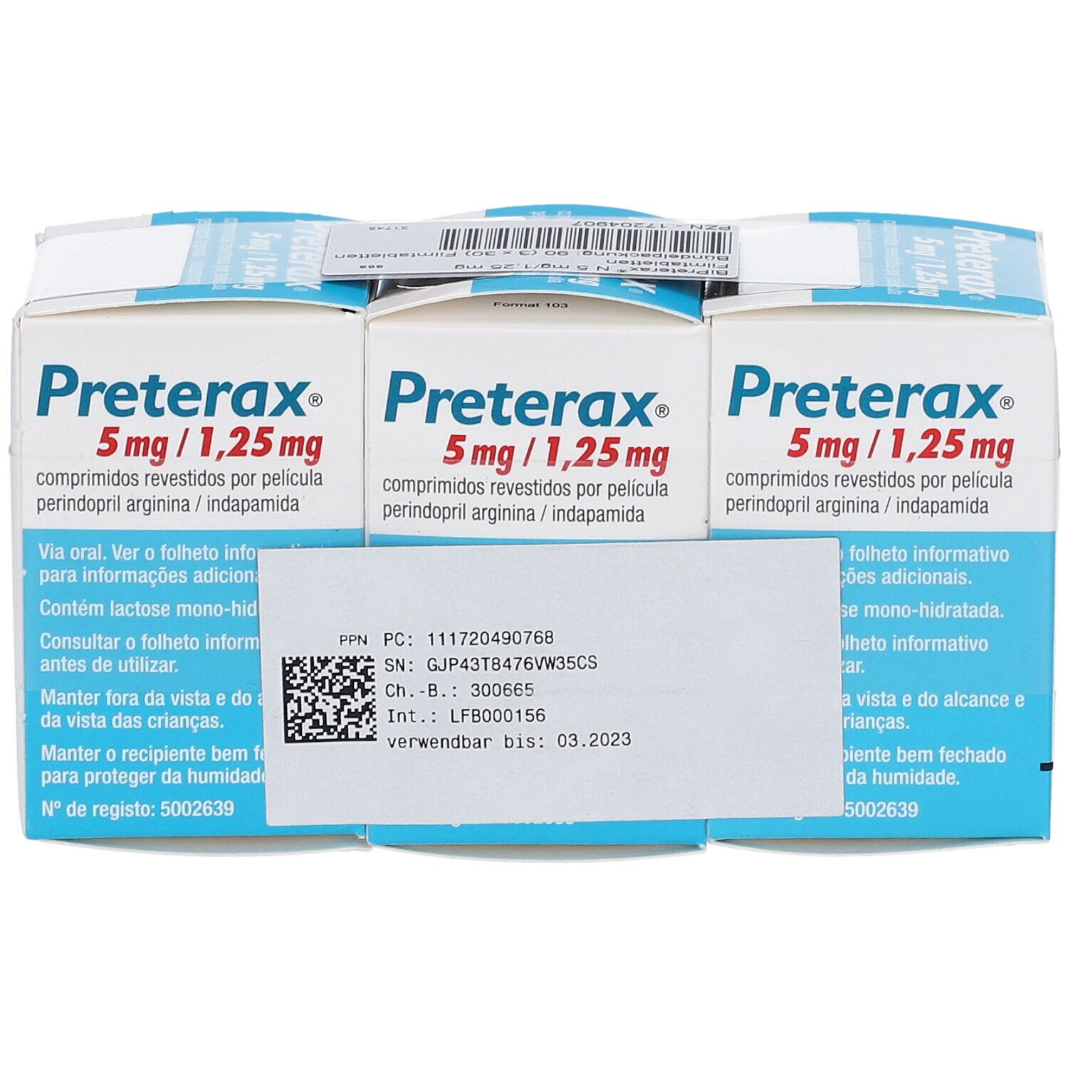 Drei Schachteln BiPreterax 5 mg/1,25 mg. Blaue und weiße Verpackung. Text: Preterax 5 mg/1,25 mg. QR-Code und Chargennummer.