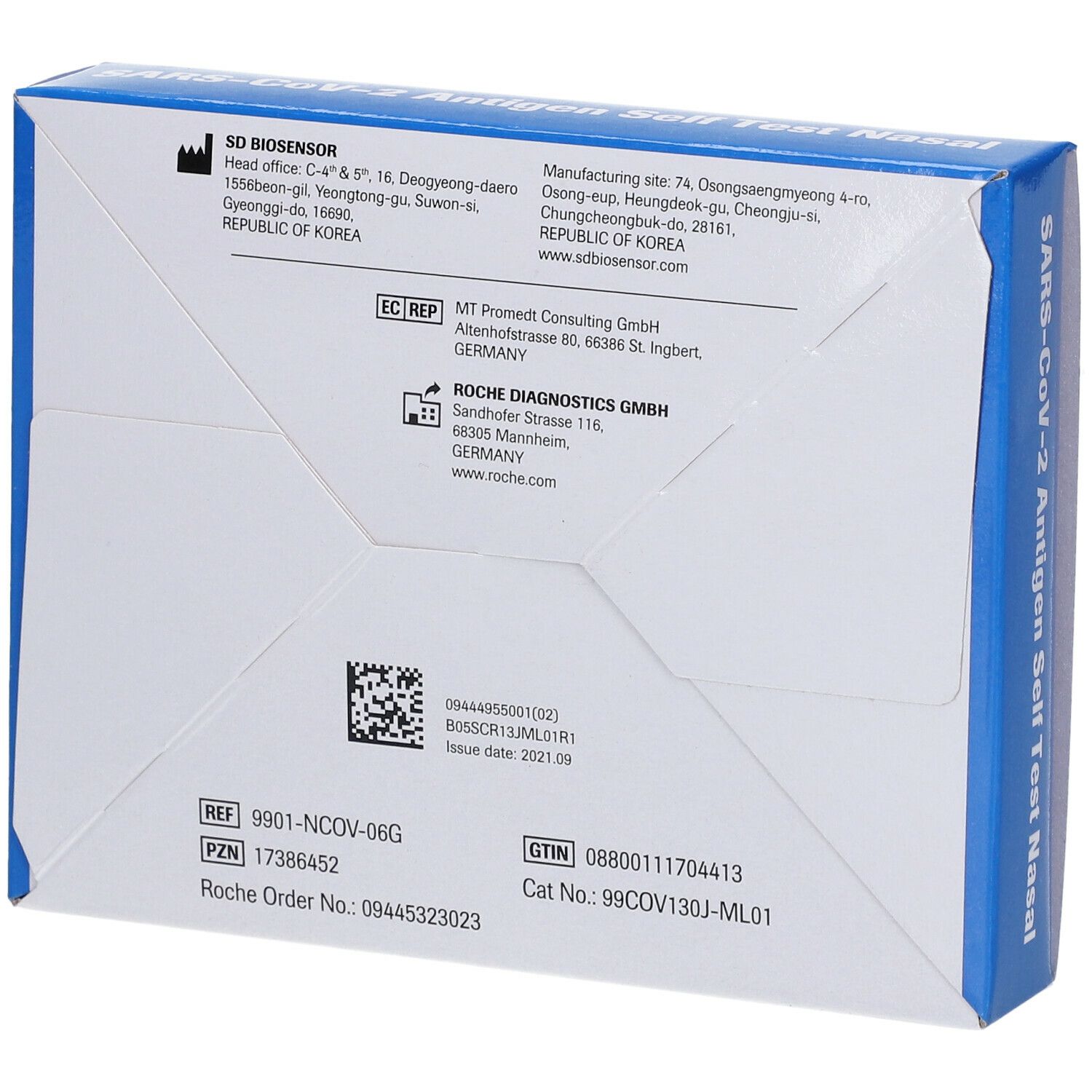 Rückseite der Schachtel mit SARS-CoV-2 Antigen Selbsttest Nasal. Informationen zu Hersteller, Chargennummer, und Bestellnummer.