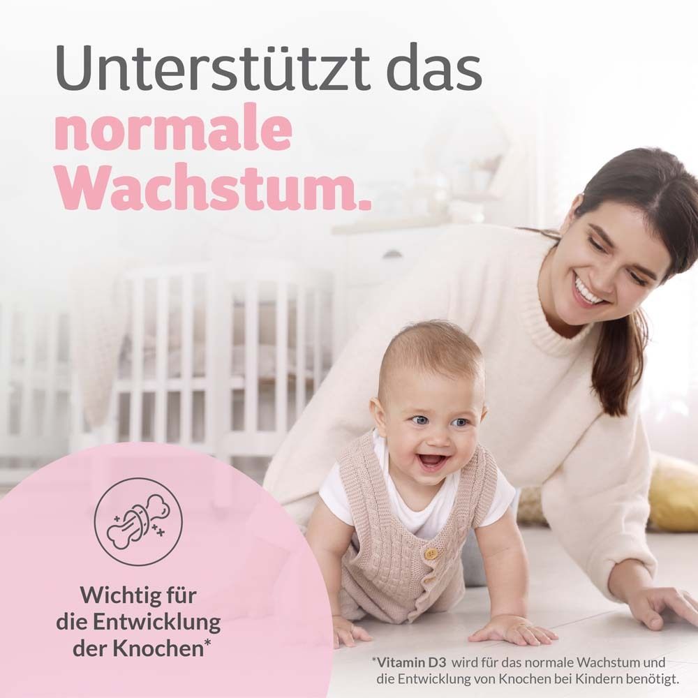Braune Flasche mit weißem Pumpkopf. Baby krabbelt. Text: Unterstützt das normale Wachstum. Wichtig für Knochen.
