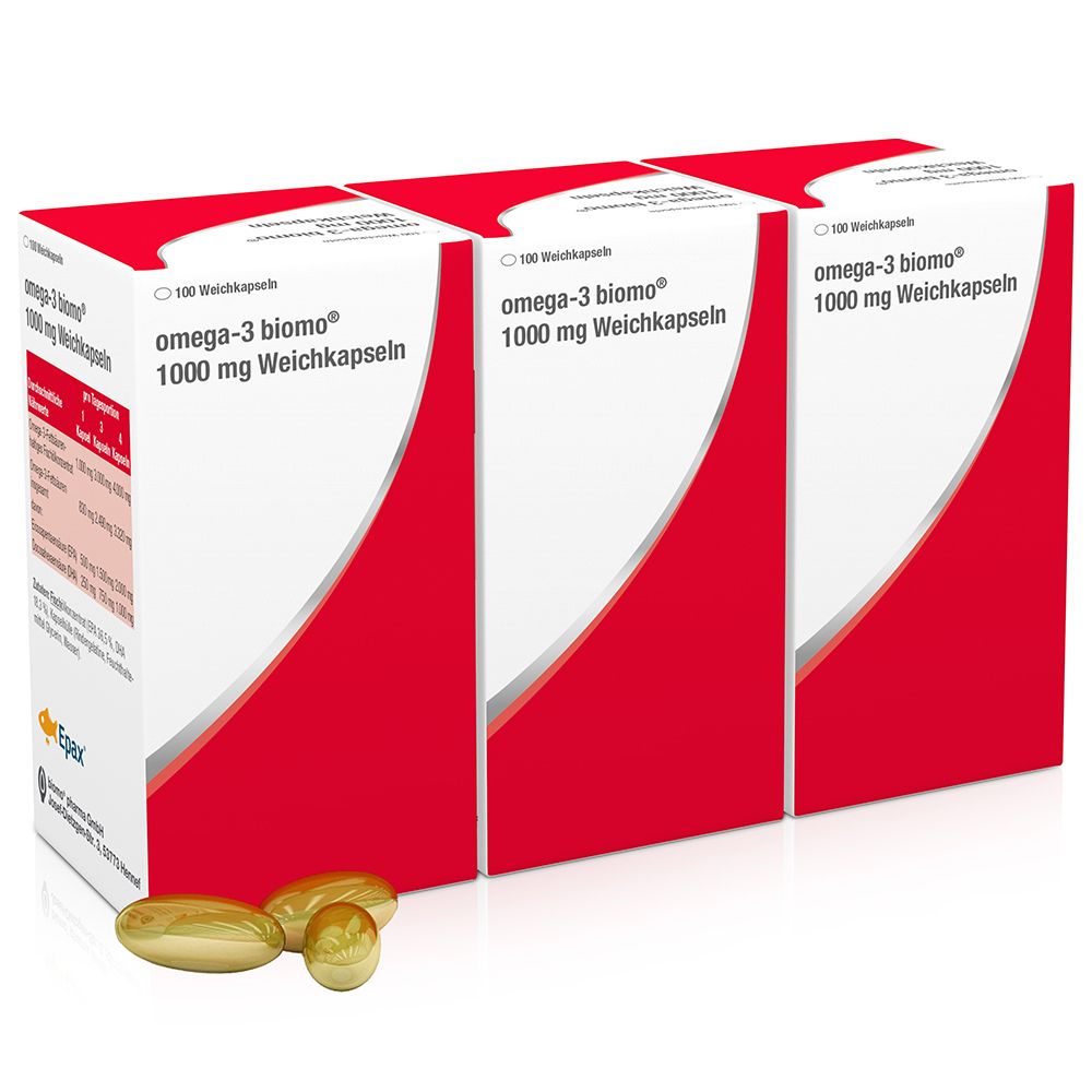 Drei Schachteln omega-3 biomo® 1000 mg Weichkapseln. Daneben liegen drei Kapseln. Rote und weiße Verpackung.