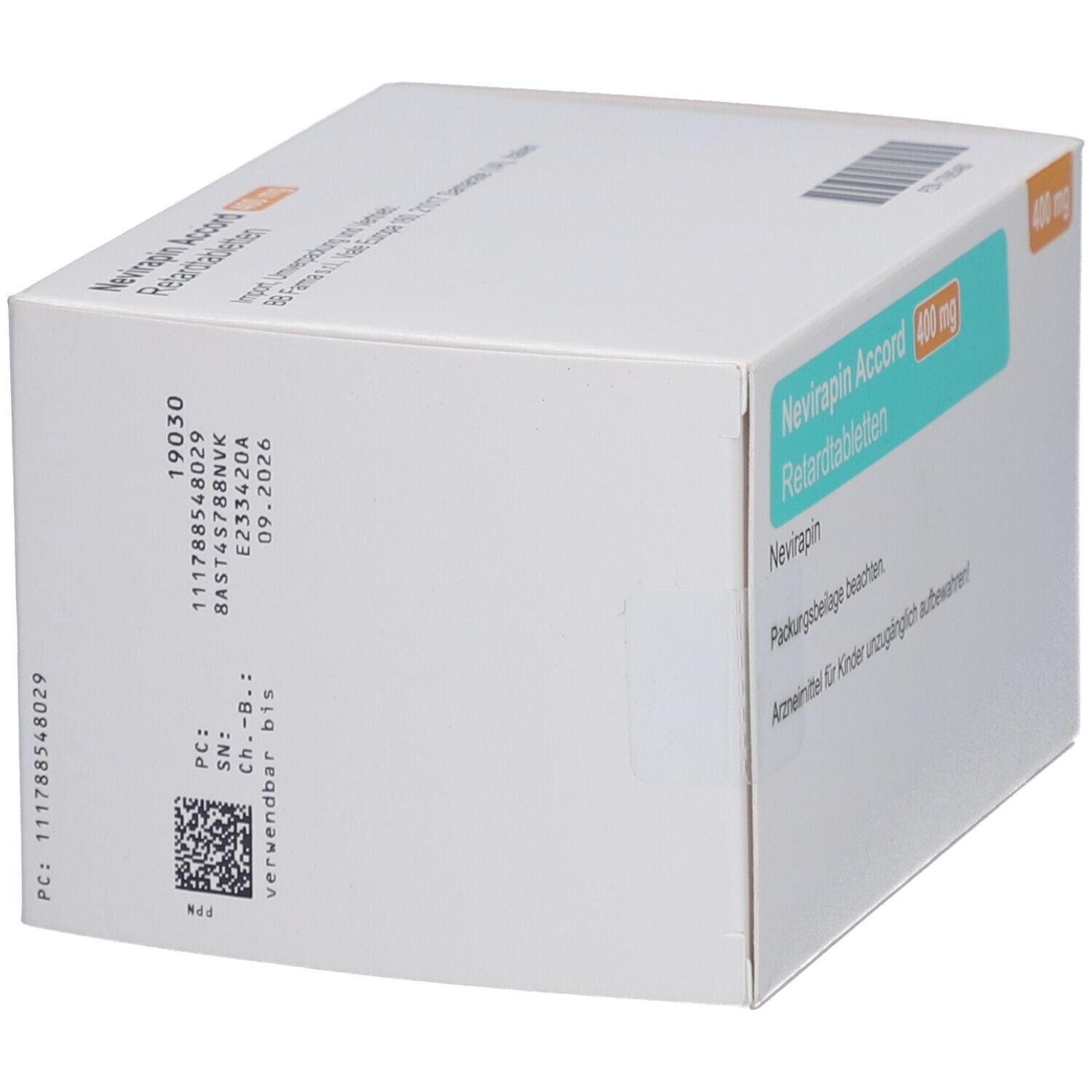 Weißer Karton, Seitenansicht. Aufschrift: Nevirapin Accord 400 mg Retardtabletten. Barcode, Chargennummer, Verfallsdatum.
