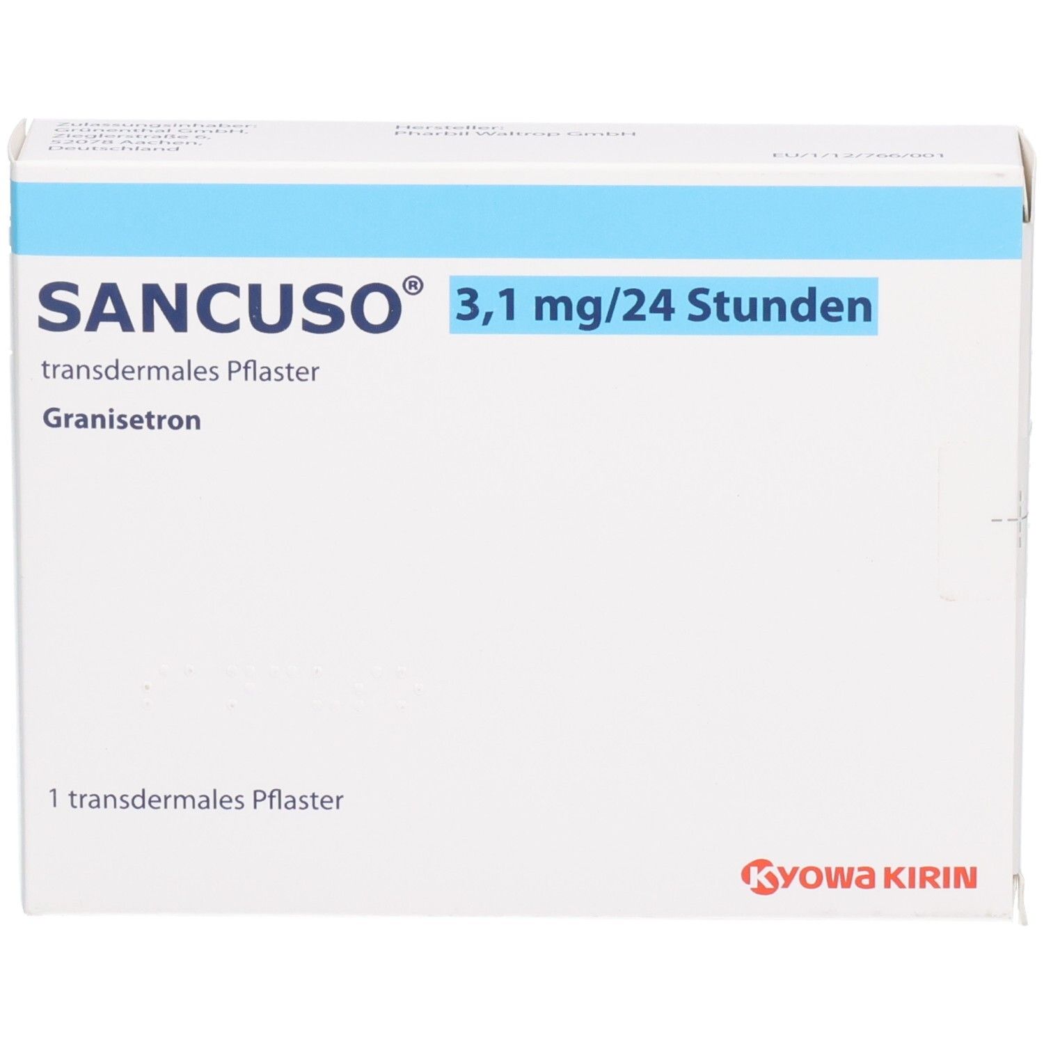 Weiße Schachtel mit blauer Schrift. Aufschrift: SANCUSO 3,1 mg/24 Stunden, transdermales Pflaster. Kyowa Kirin Logo.