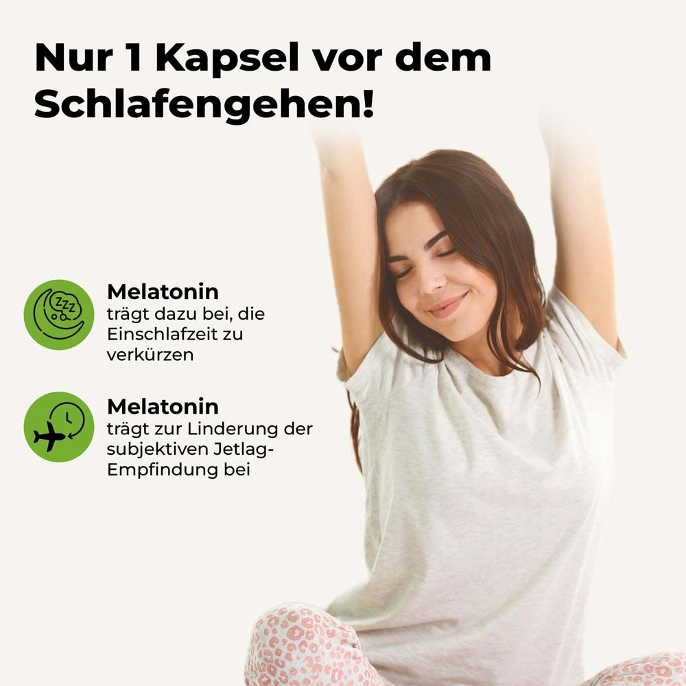 Frau sitzt, Arme hoch. Text: "Nur 1 Kapsel vor dem Schlafengehen!". Grafiken: Melatonin, Jetlag.