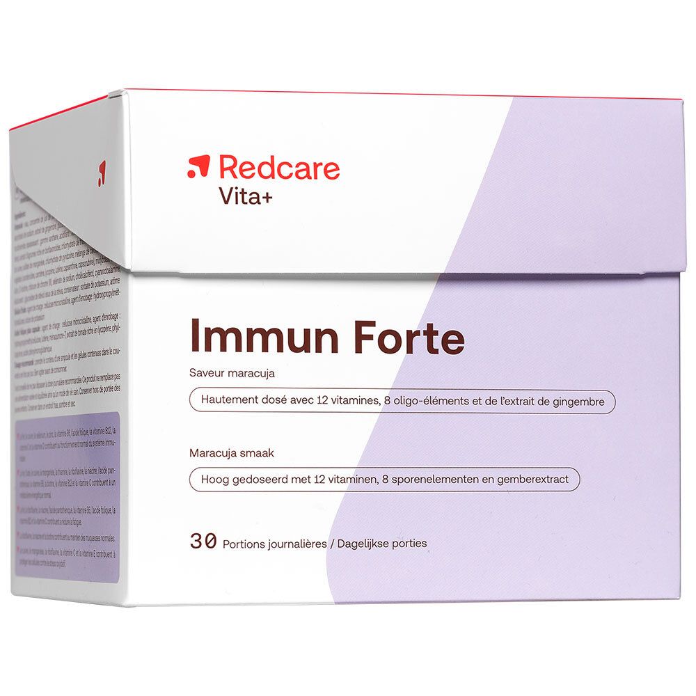 Pack de Redcare Immun Forte. Contient une ampoule et des gélules. Texte : 24 vitamines et minéraux essentiels.