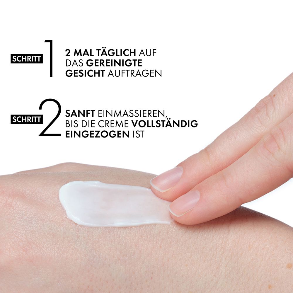 Hand trägt Creme auf. Text: 2x täglich auf das gereinigte Gesicht auftragen. Sanft einmassieren, bis die Creme eingezogen ist.